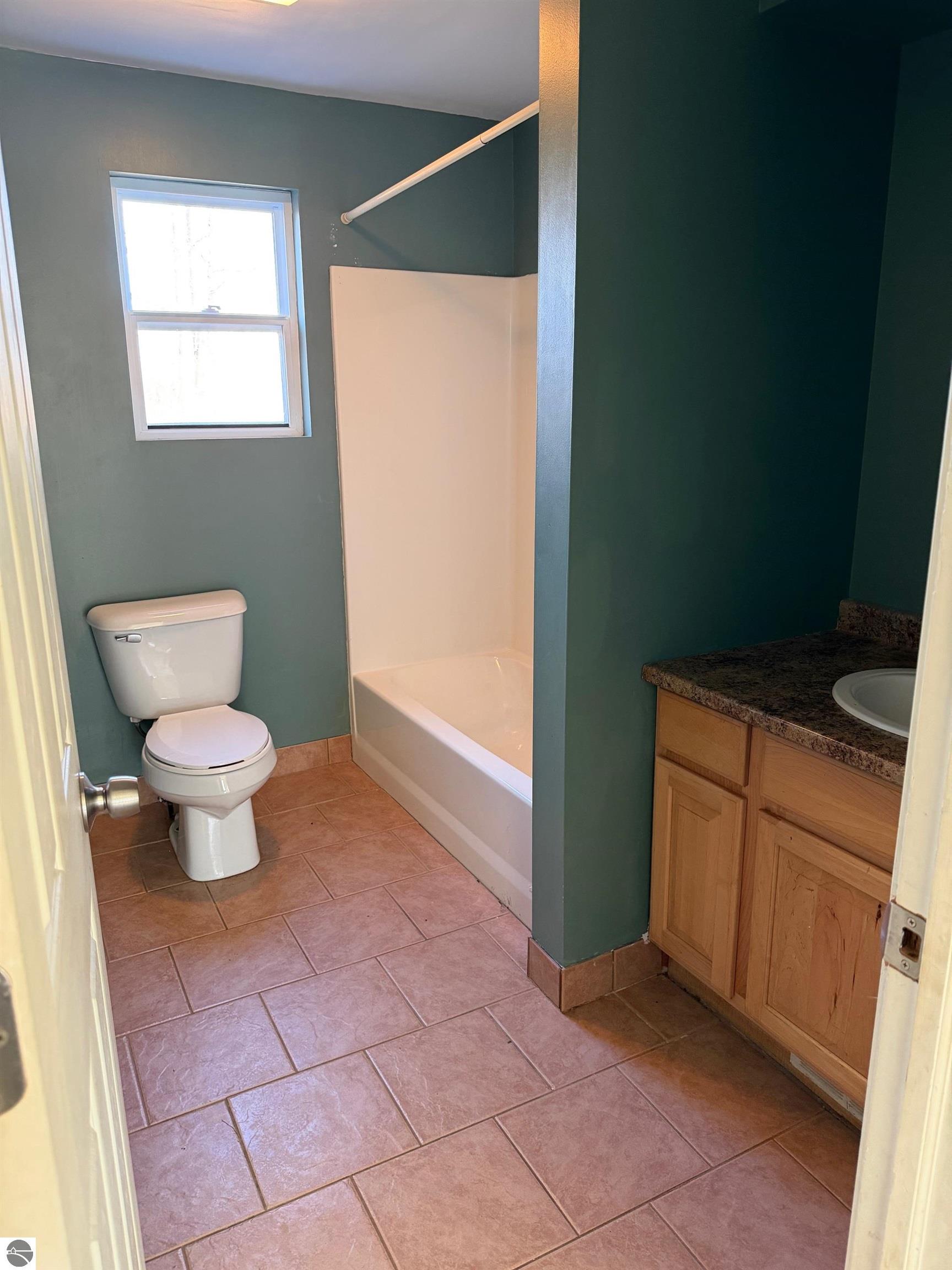 1040 Cordoba, Lake Isabella, MI 48893 — Photo 5