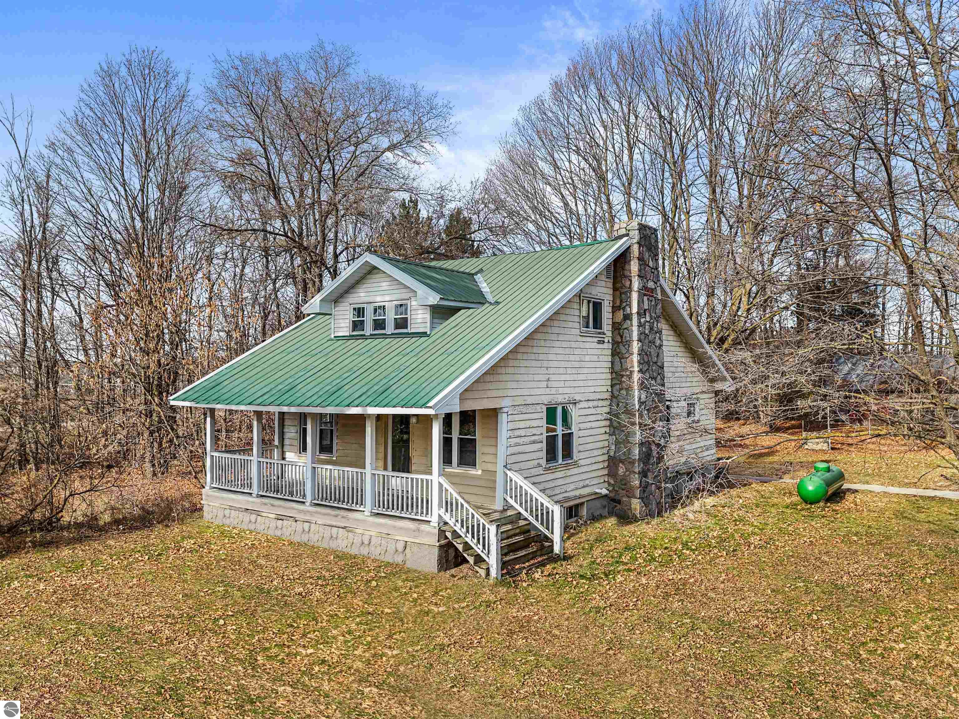 2330 W M-113, Kingsley, MI 49649 — front exterior