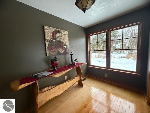 Click to enlarge photo