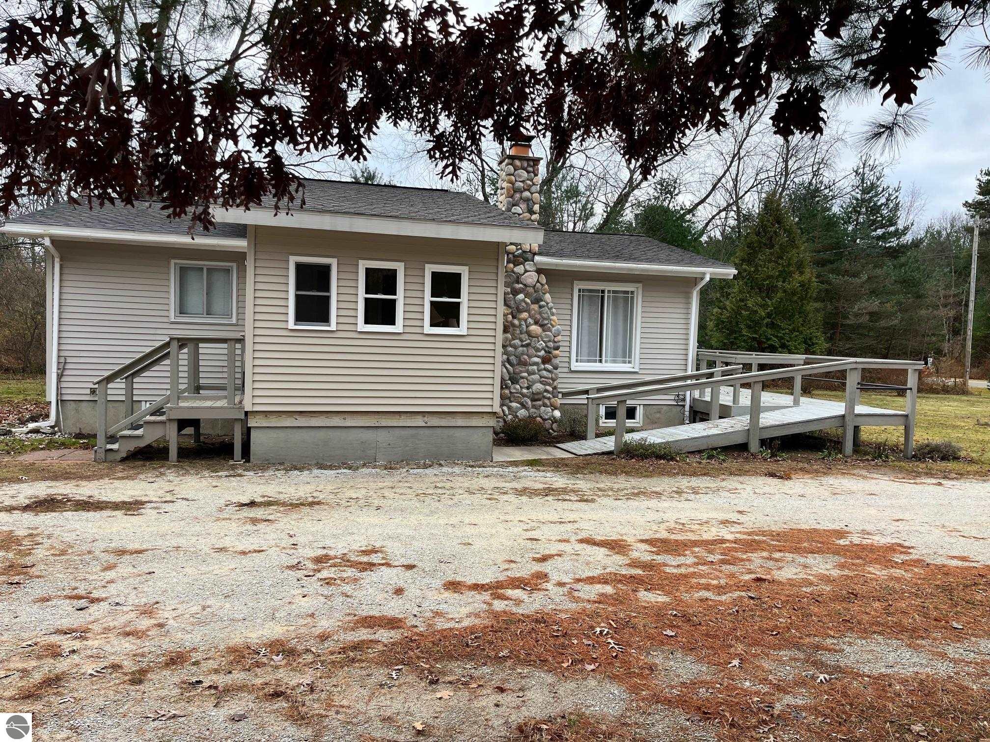 9458 Johnson Road, Kaleva, MI 49645 — Photo 6