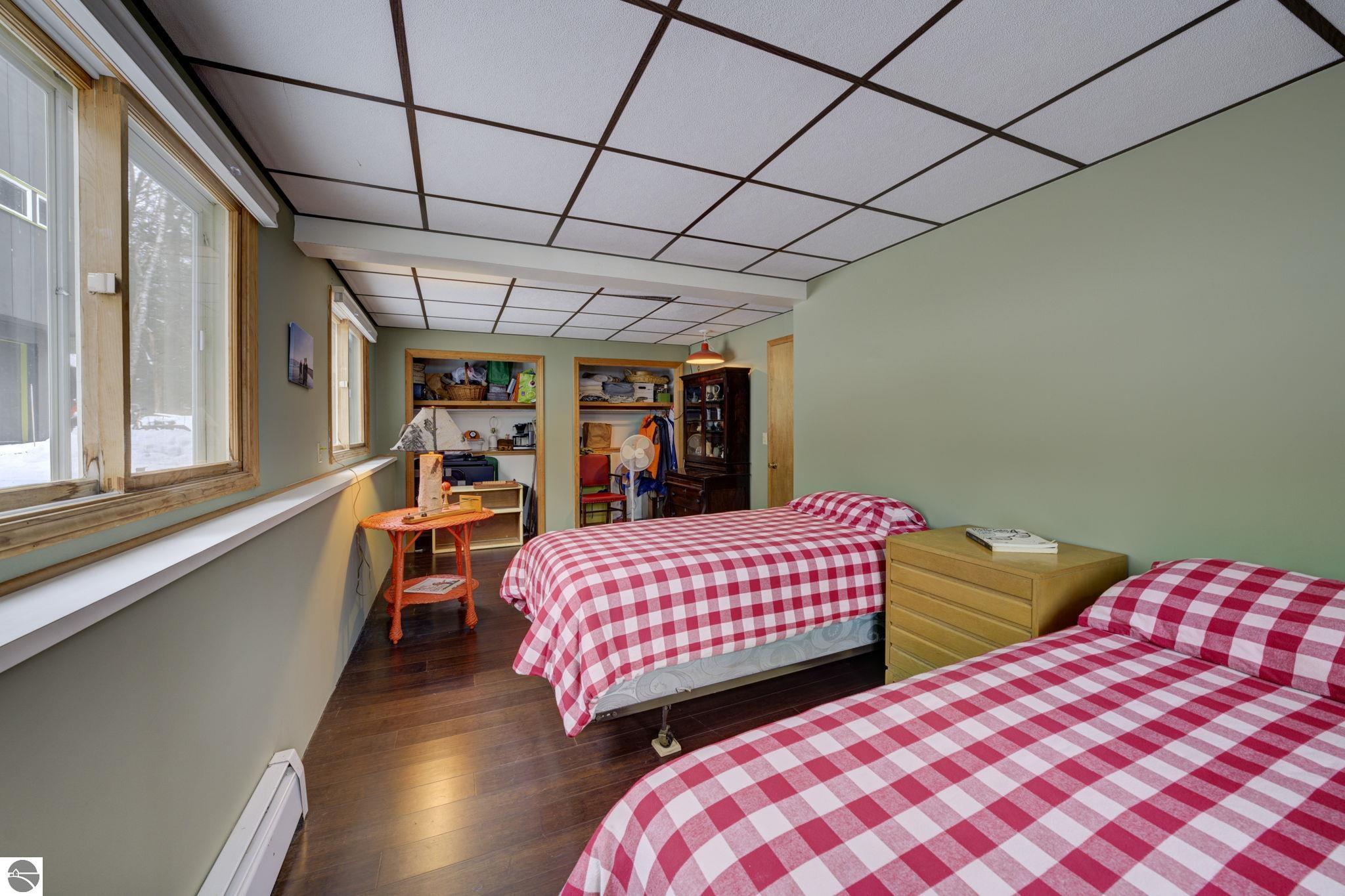 Click to enlarge photo