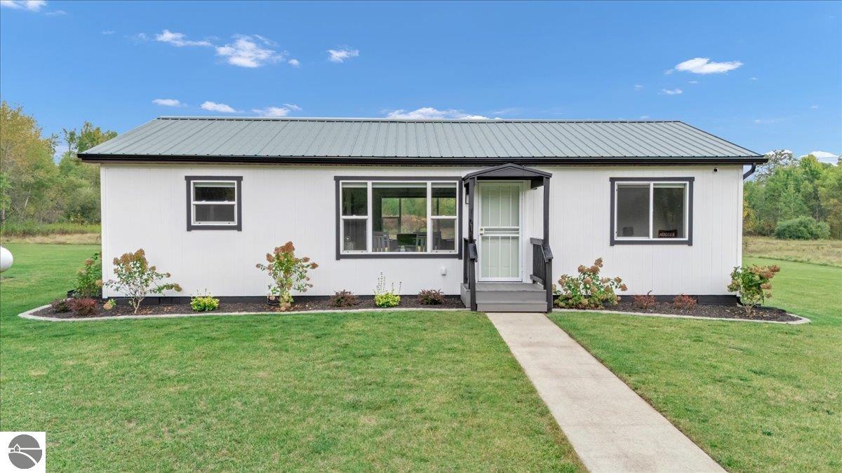 7212 W Dyer Road, Twining, MI 48766 — Photo 2