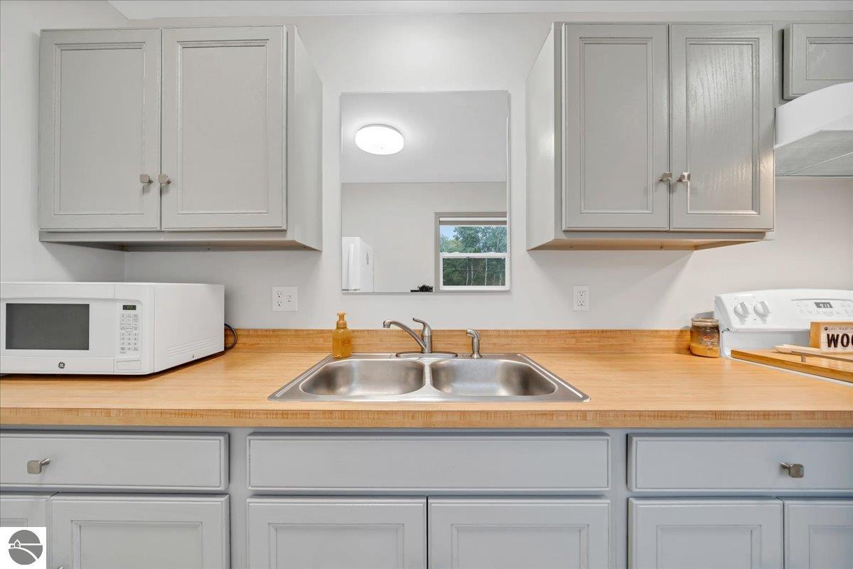 7212 W Dyer Road, Twining, MI 48766 — Photo 17