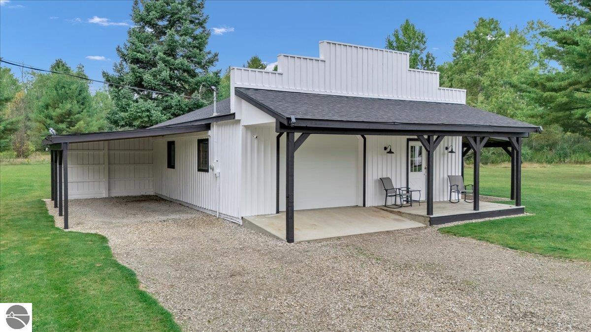 7212 W Dyer Road, Twining, MI 48766 — Photo 5