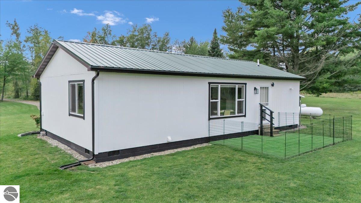 7212 W Dyer Road, Twining, MI 48766 — Photo 8