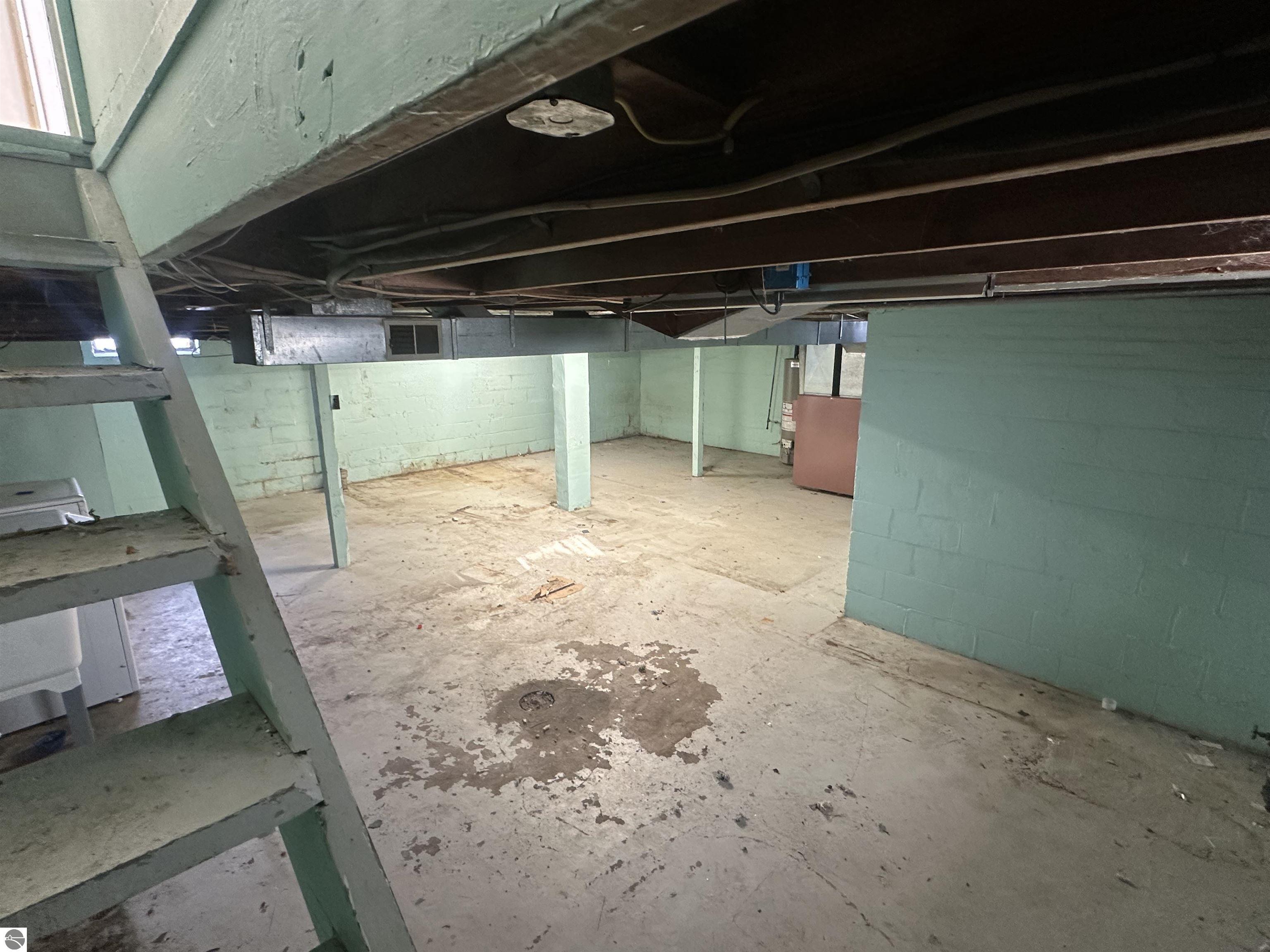 110 W State Street, Clare, MI 48617 — Photo 24
