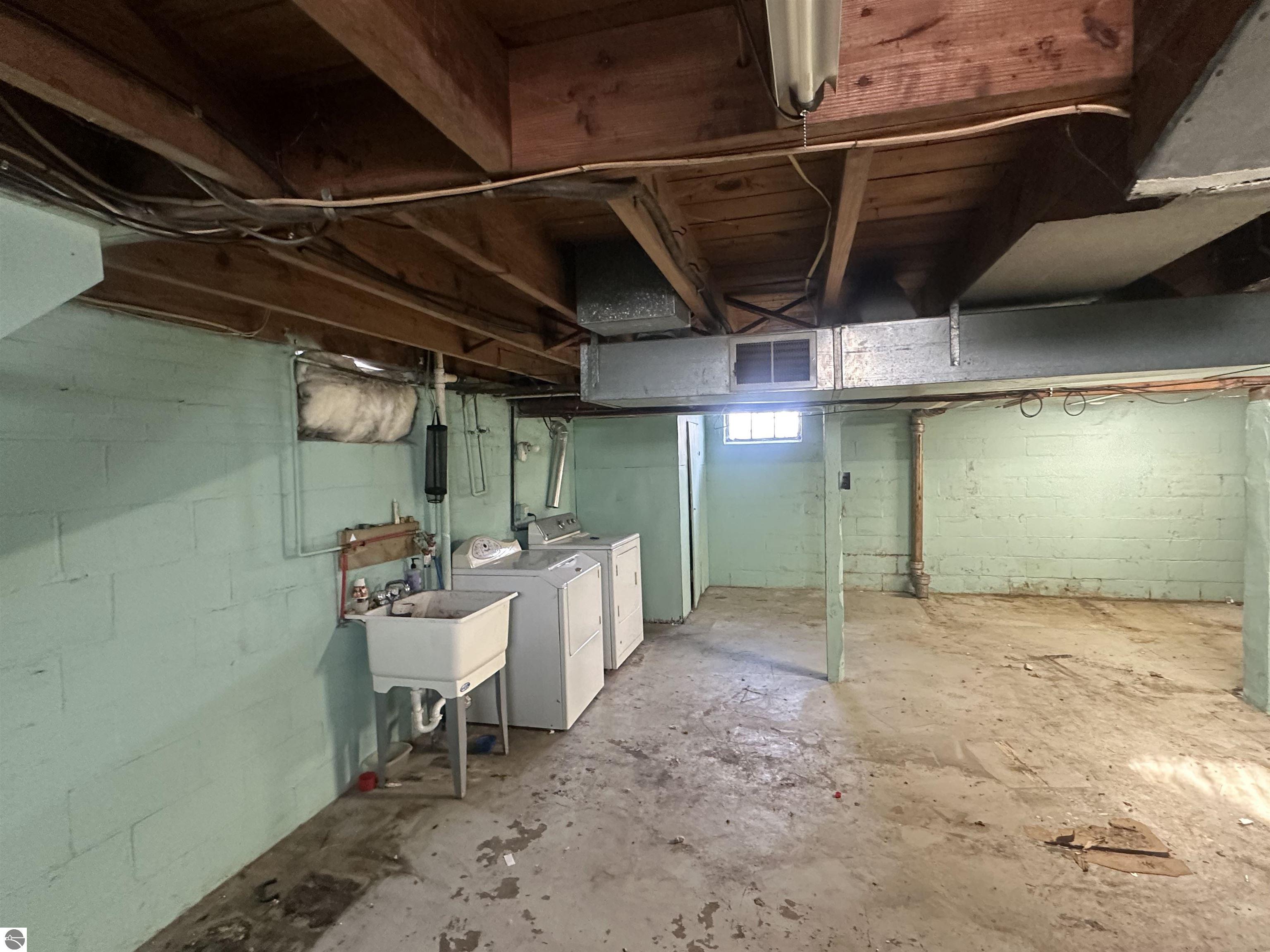 110 W State Street, Clare, MI 48617 — Photo 25