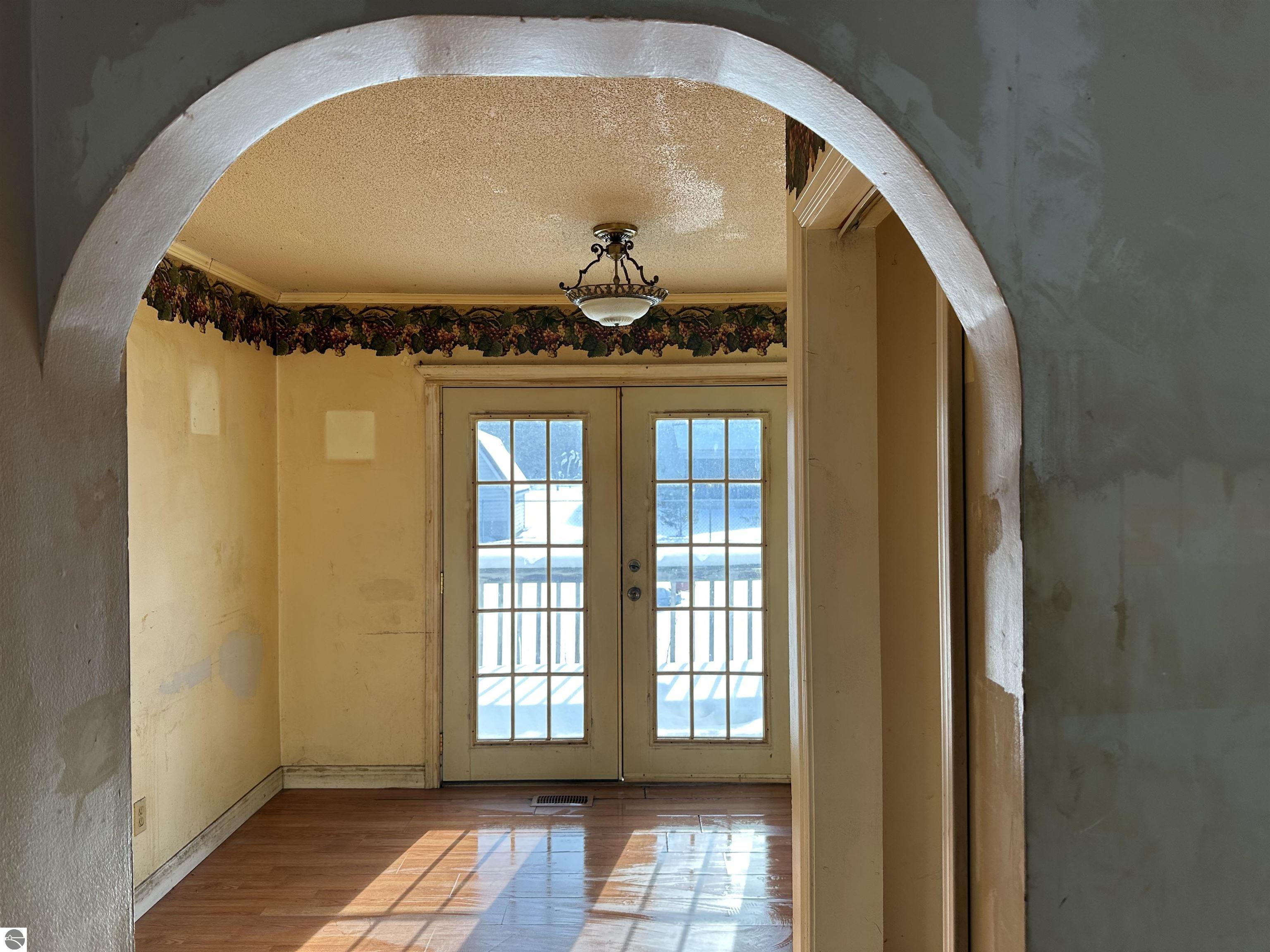 Click to enlarge photo