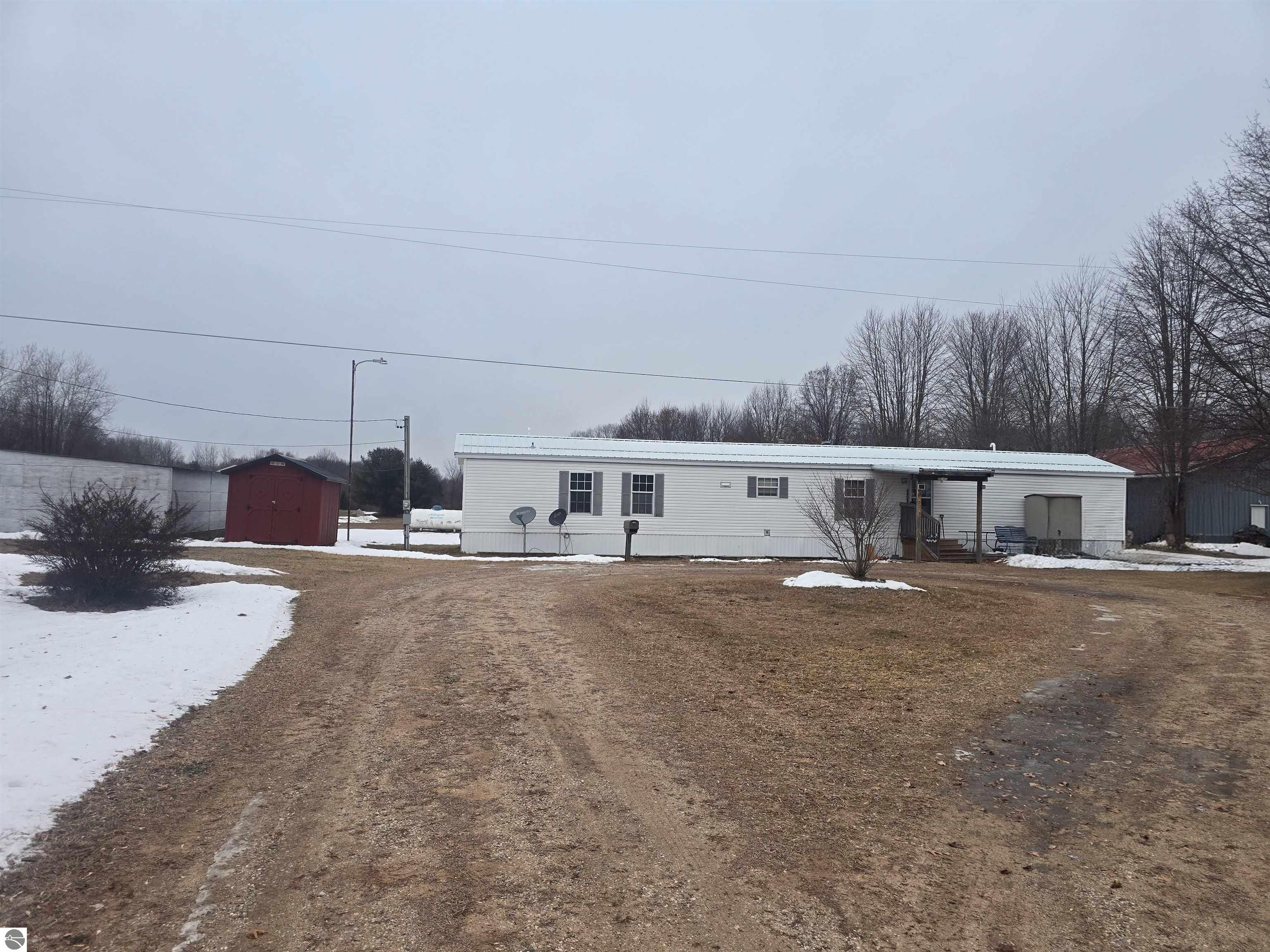 10210 W Monroe, Elwell, MI 48832 — Photo 2