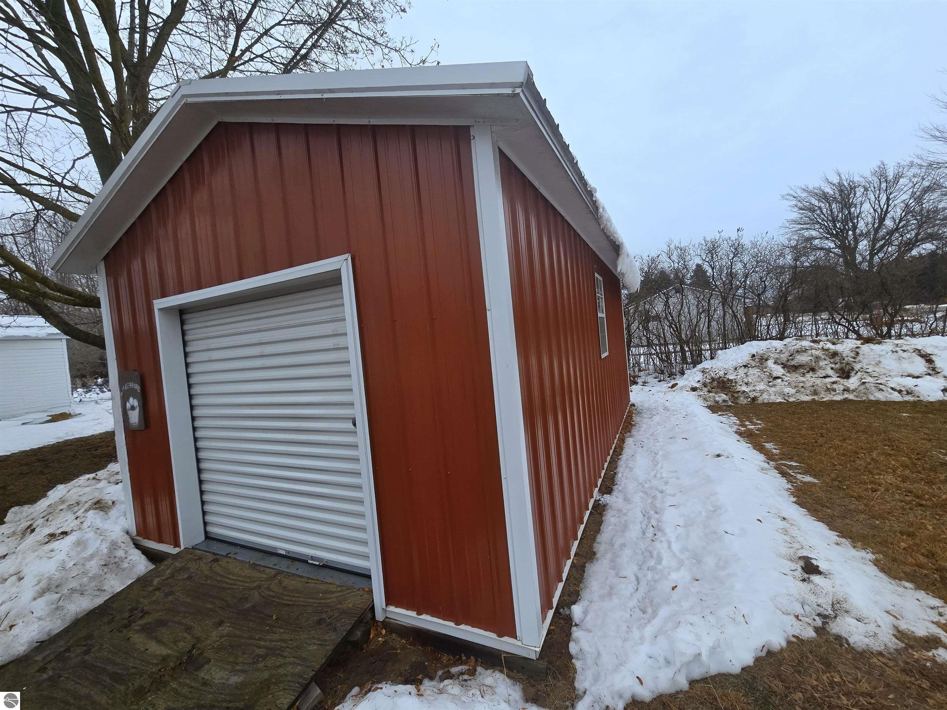 10210 W Monroe, Elwell, MI 48832 — Photo 3