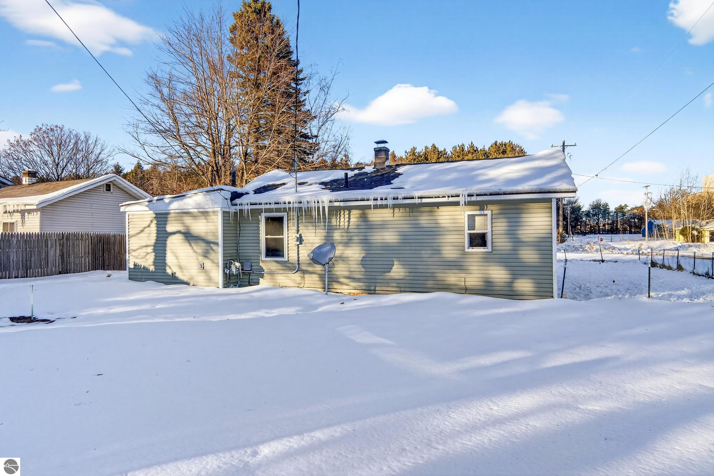 1901 Mary Street, Cadillac, MI 49601 — Photo 18