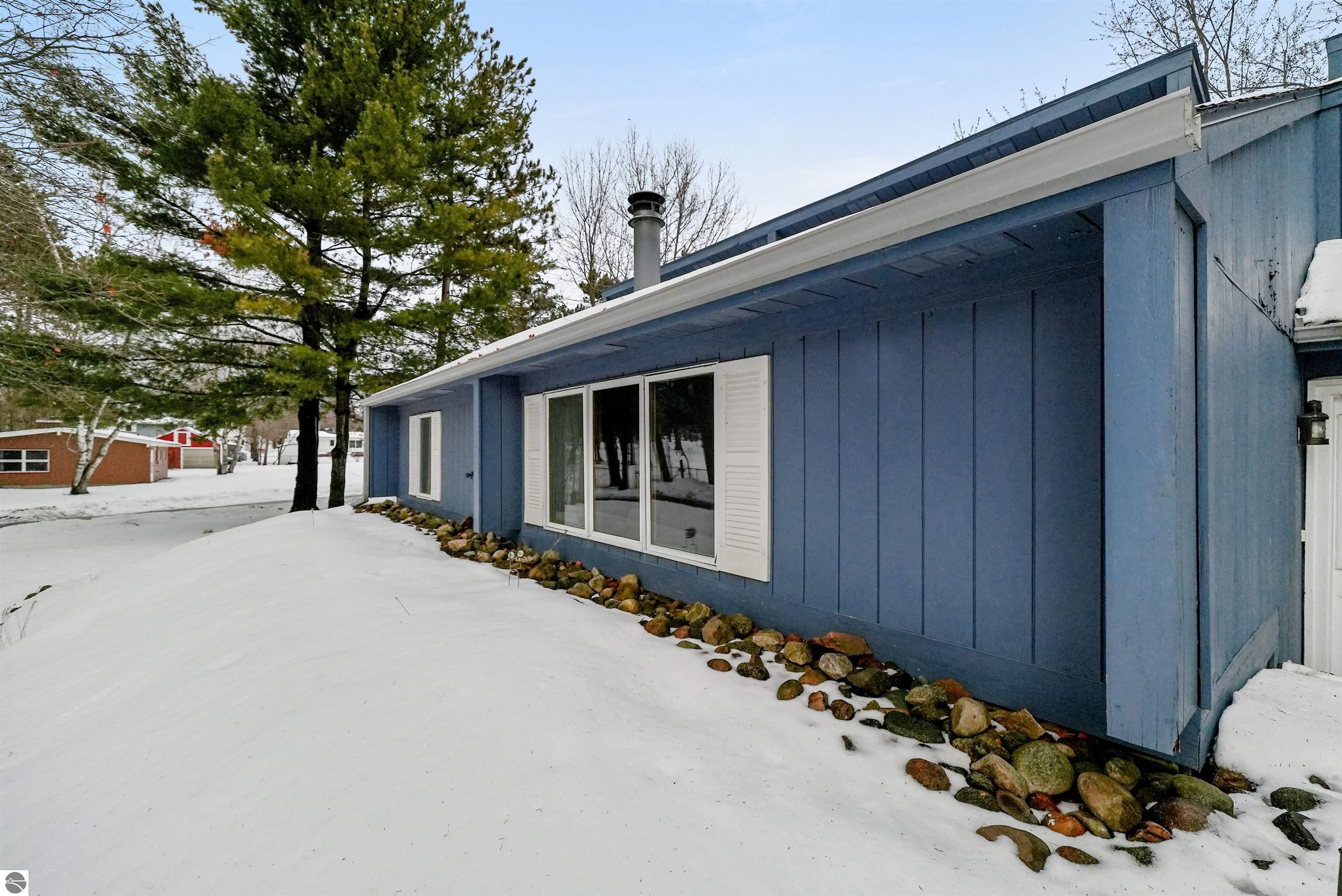 324 N Marion Street, Lake City, MI 49651 — Photo 33