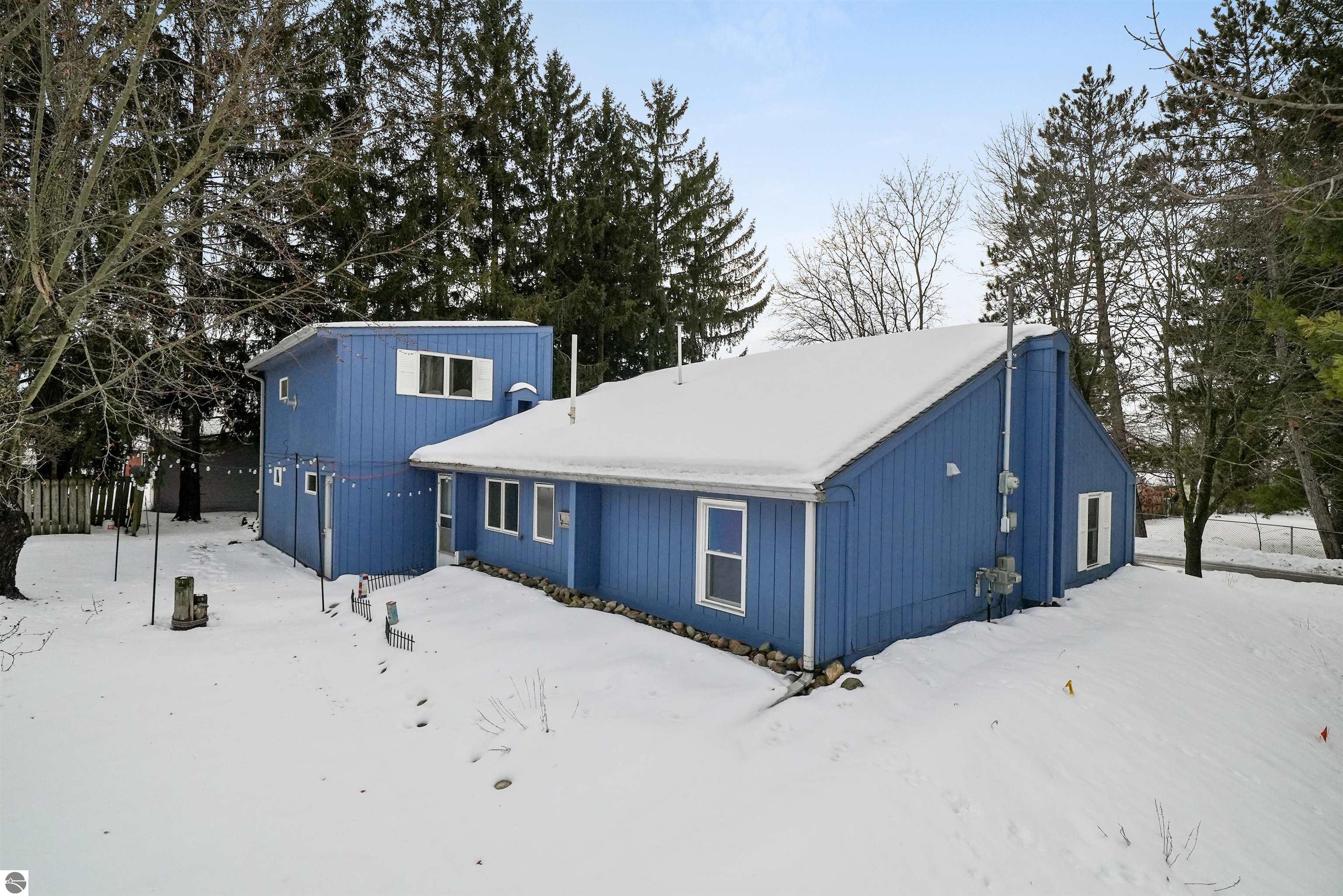 324 N Marion Street, Lake City, MI 49651 — Photo 34