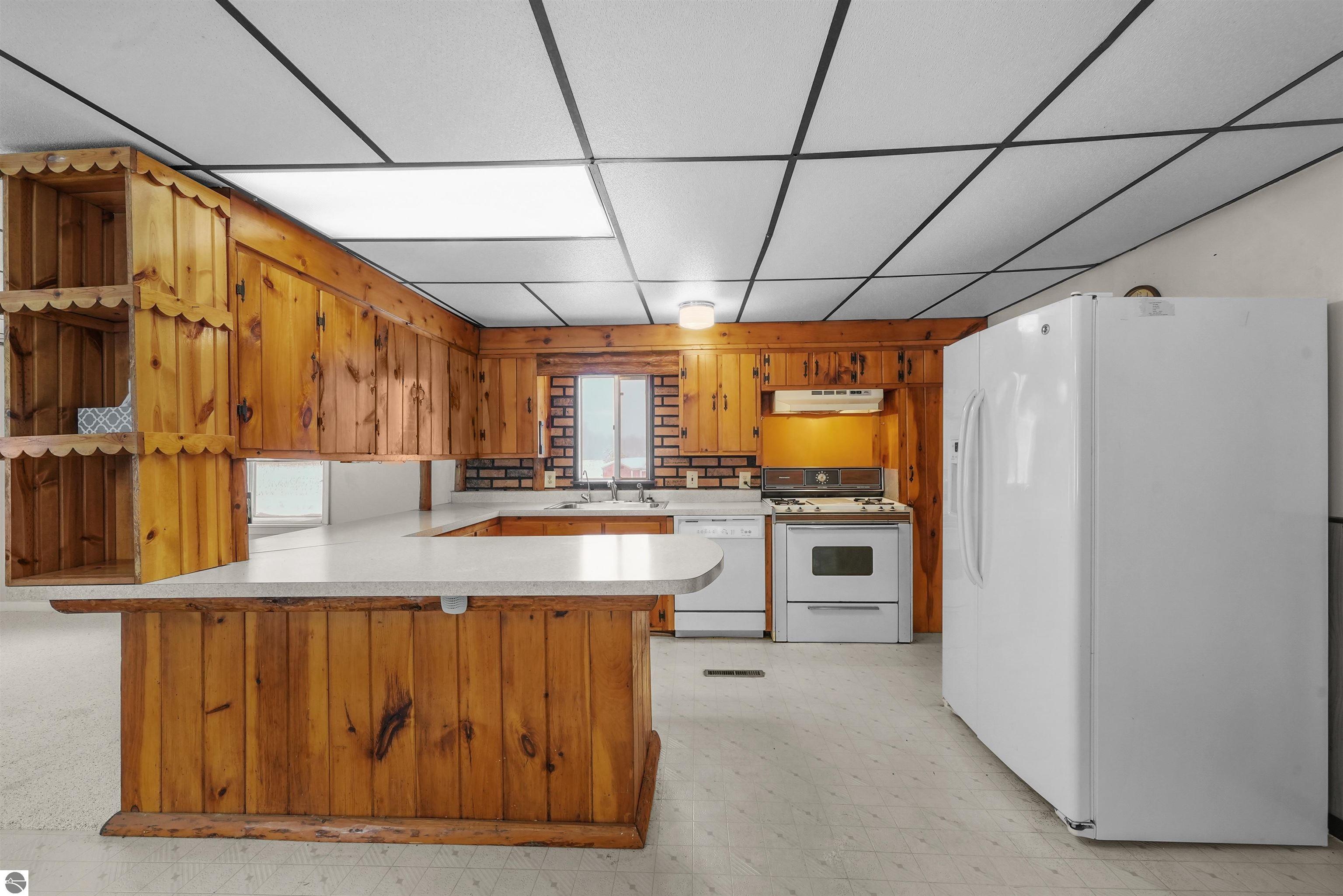 9888 N Wilson Road, Lake City, MI 49651 — Photo 7