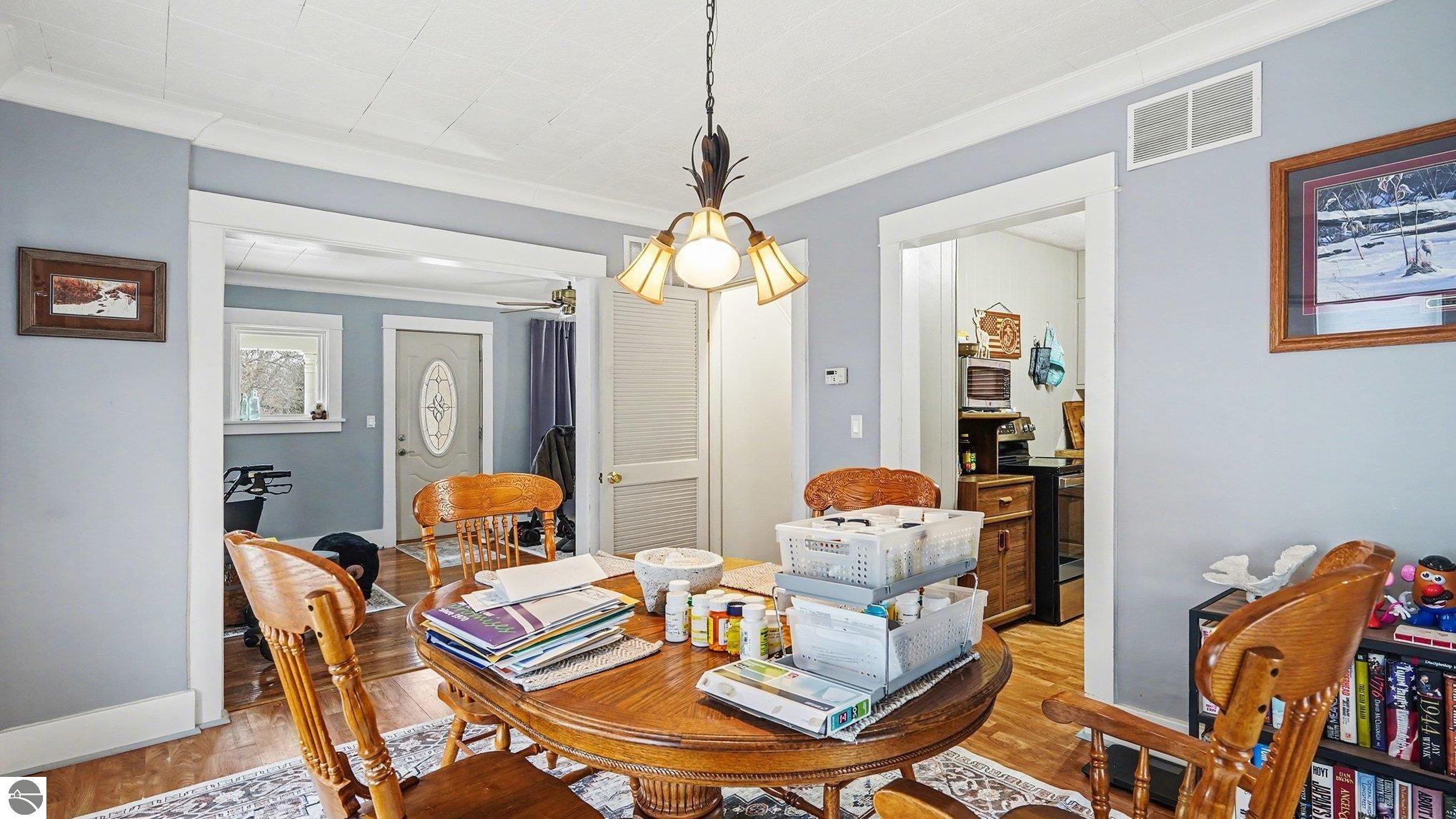 124 S State Street, Alma, MI 48801 — Photo 6