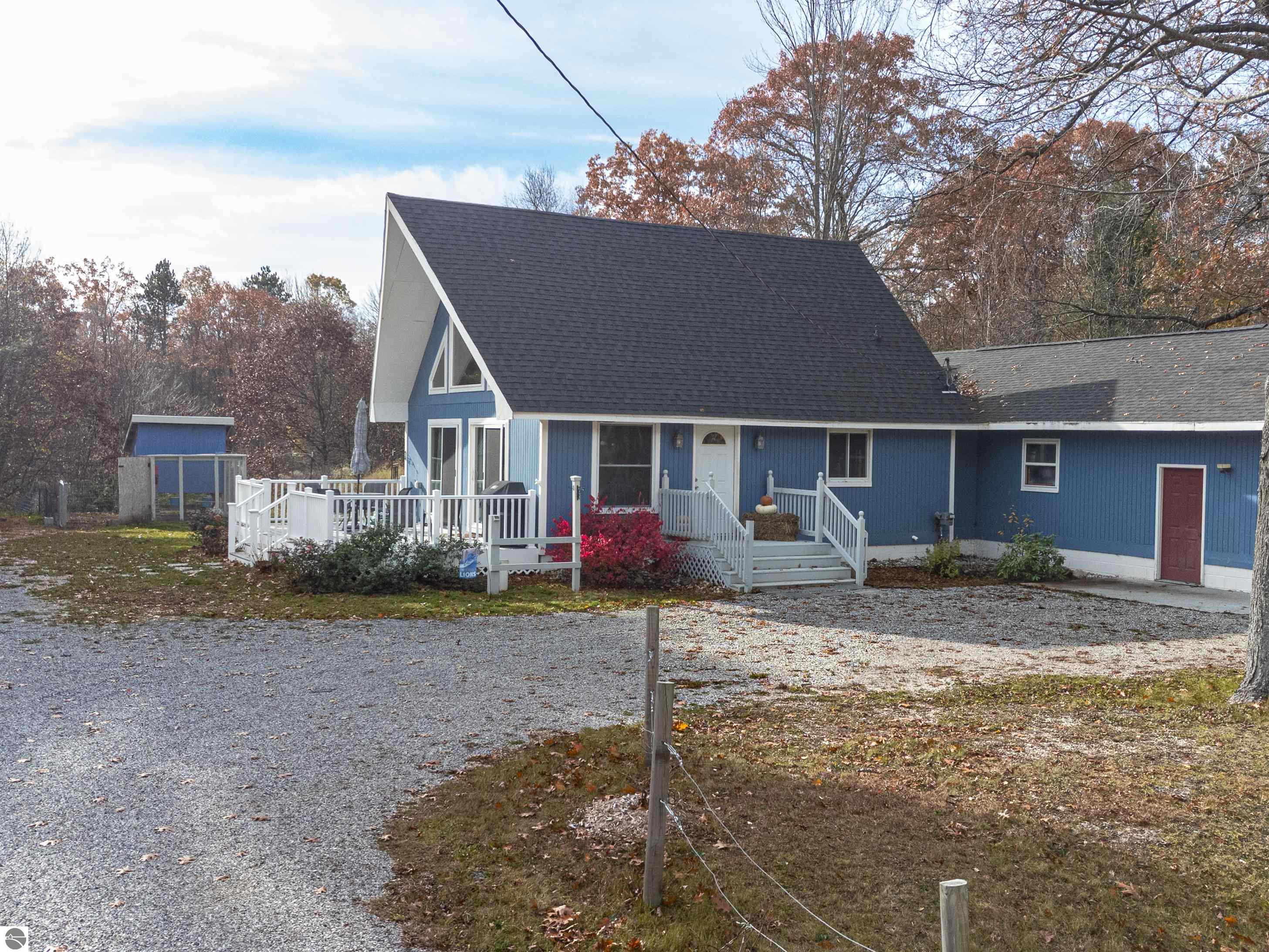 9131 W Jennings Road, Lake City, MI 49651 — Photo 2