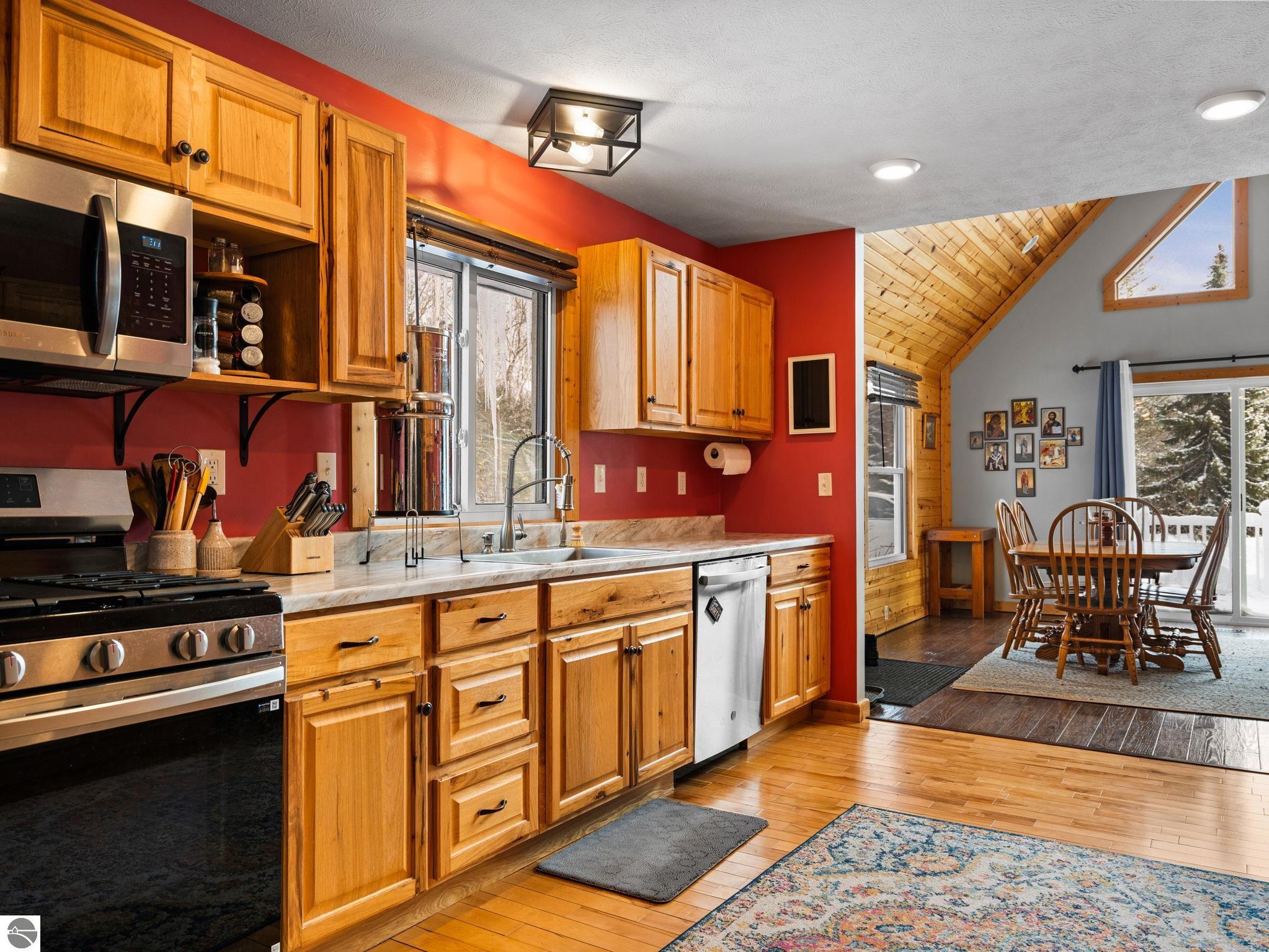 9131 W Jennings Road, Lake City, MI 49651 — Photo 4