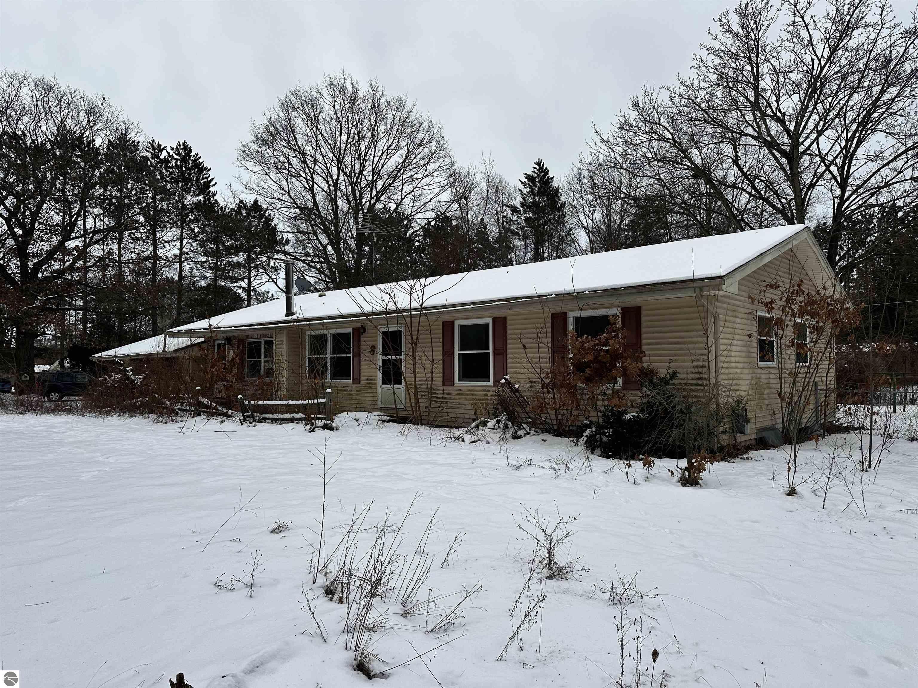 8745 Florence Street, Lake, MI 48632 — front exterior