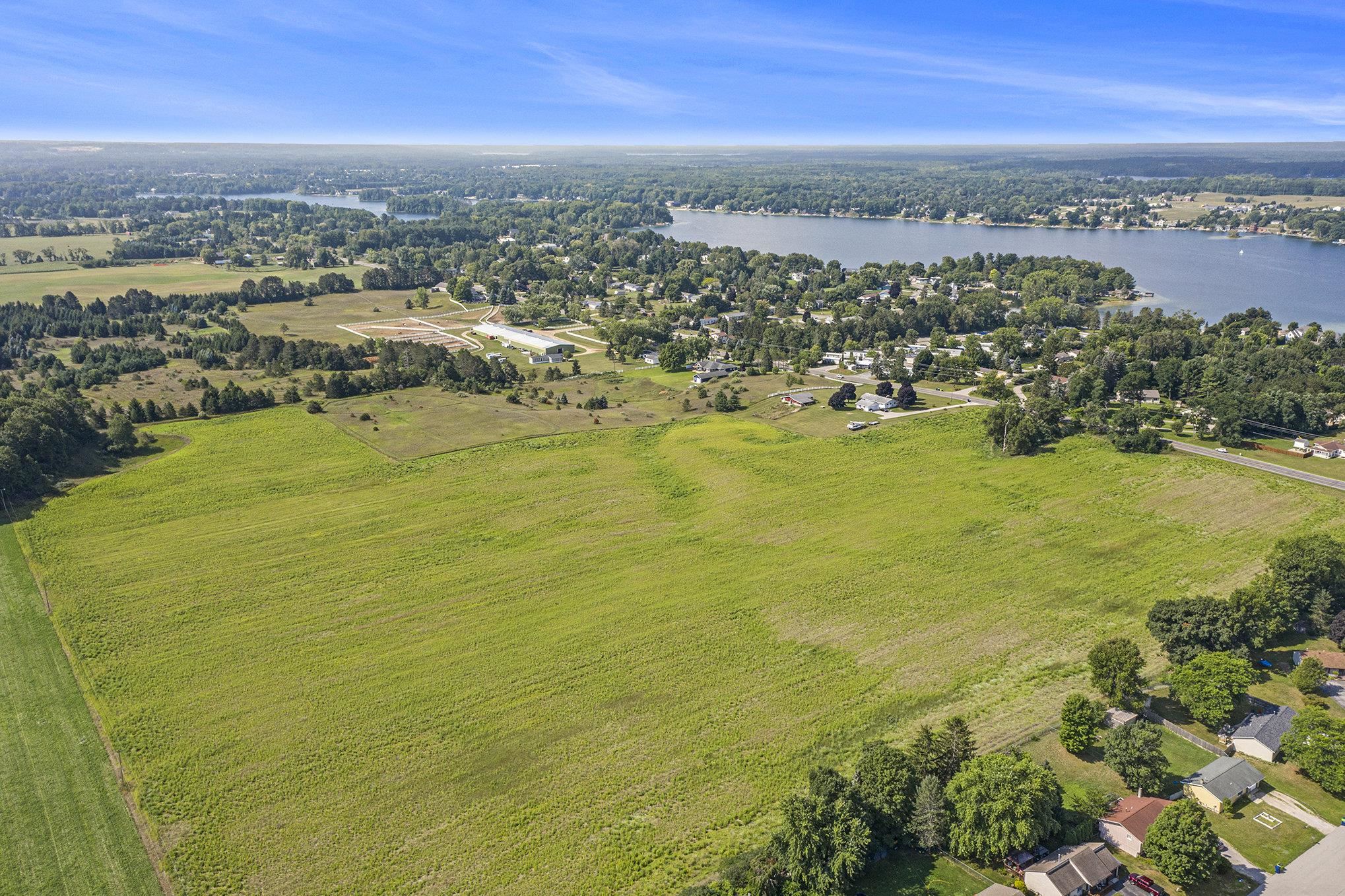 listing main picture