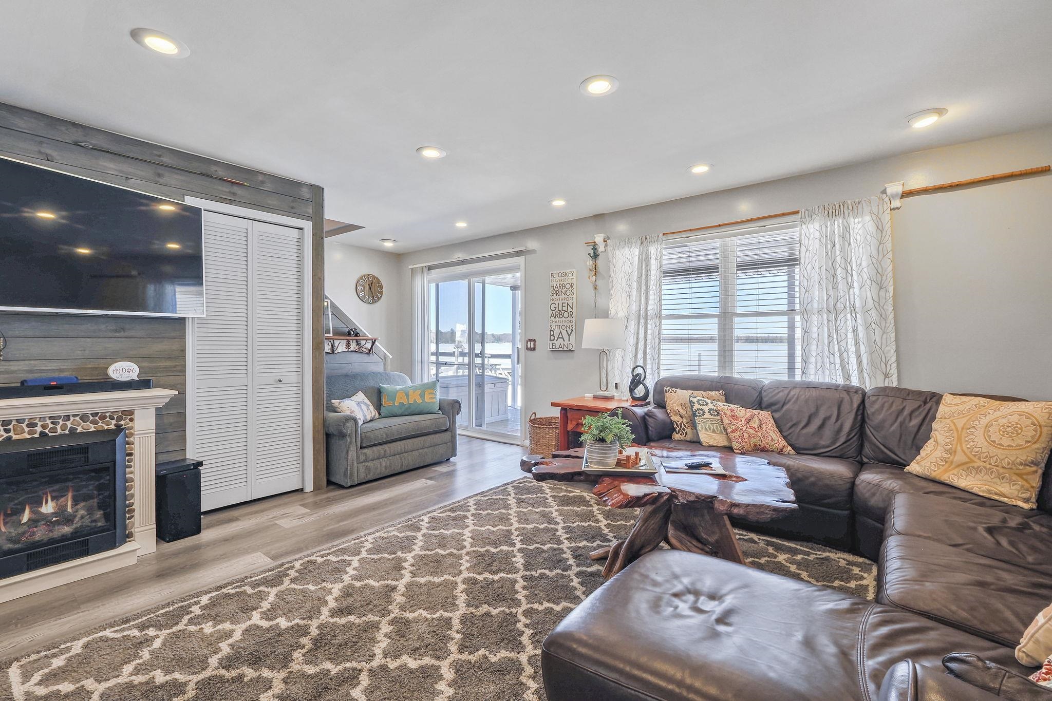 Homes for sale in Kalkaska, MI | 4029 E Shore Dr Ne, Kalkaska, MI 49646 | MLS# 78080055423