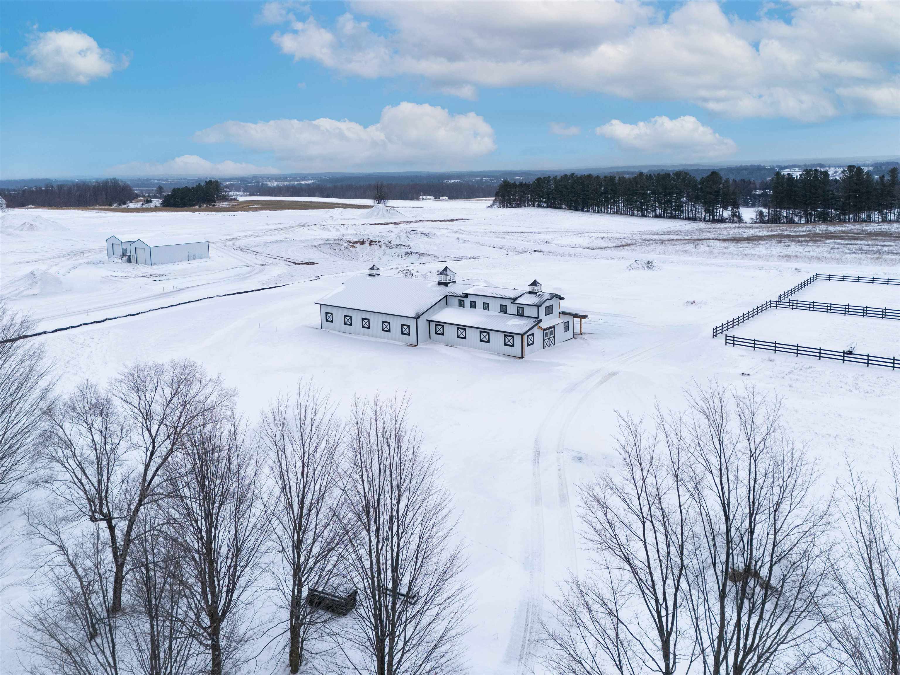 Homes for sale in Acme Township Grand Traverse, MI | 7788 Sayler Rd, Acme Township Grand Traverse, MI 49690 | MLS# 78080055938