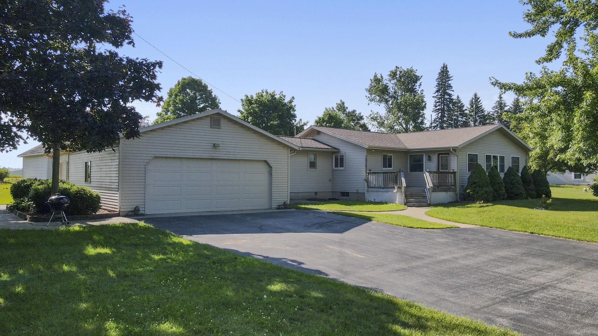 6136 Burns Line Road, Croswell, MI, 48422