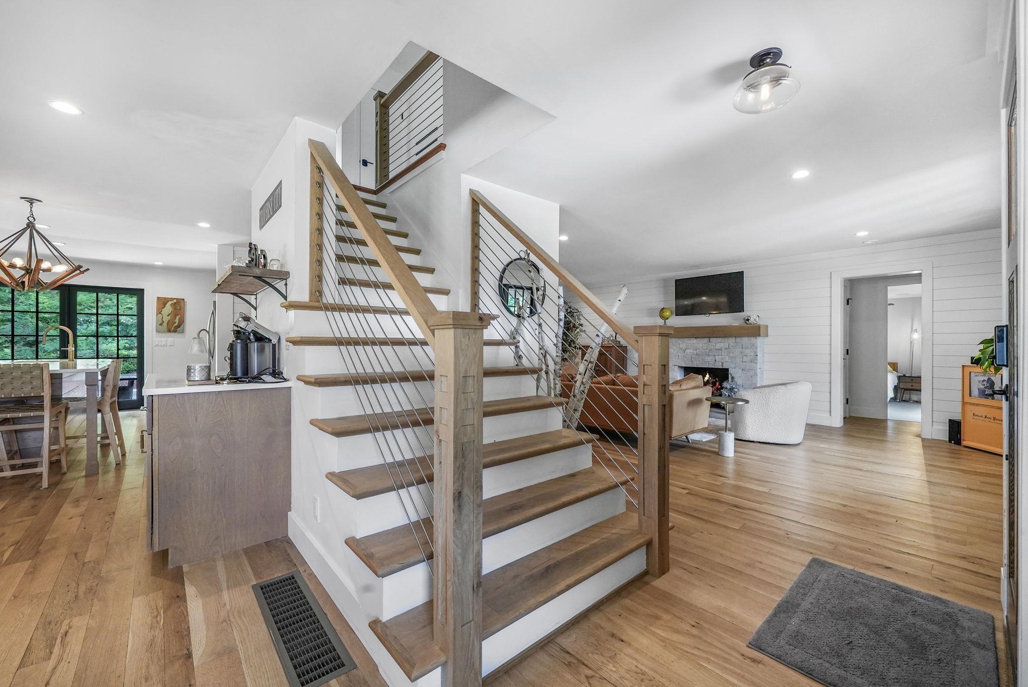 Homes for sale in Peninsula Township Grand Traverse, MI | 7320 Peninsula Dr, Peninsula Township Grand Traverse, MI 49686 | MLS# 78080062180