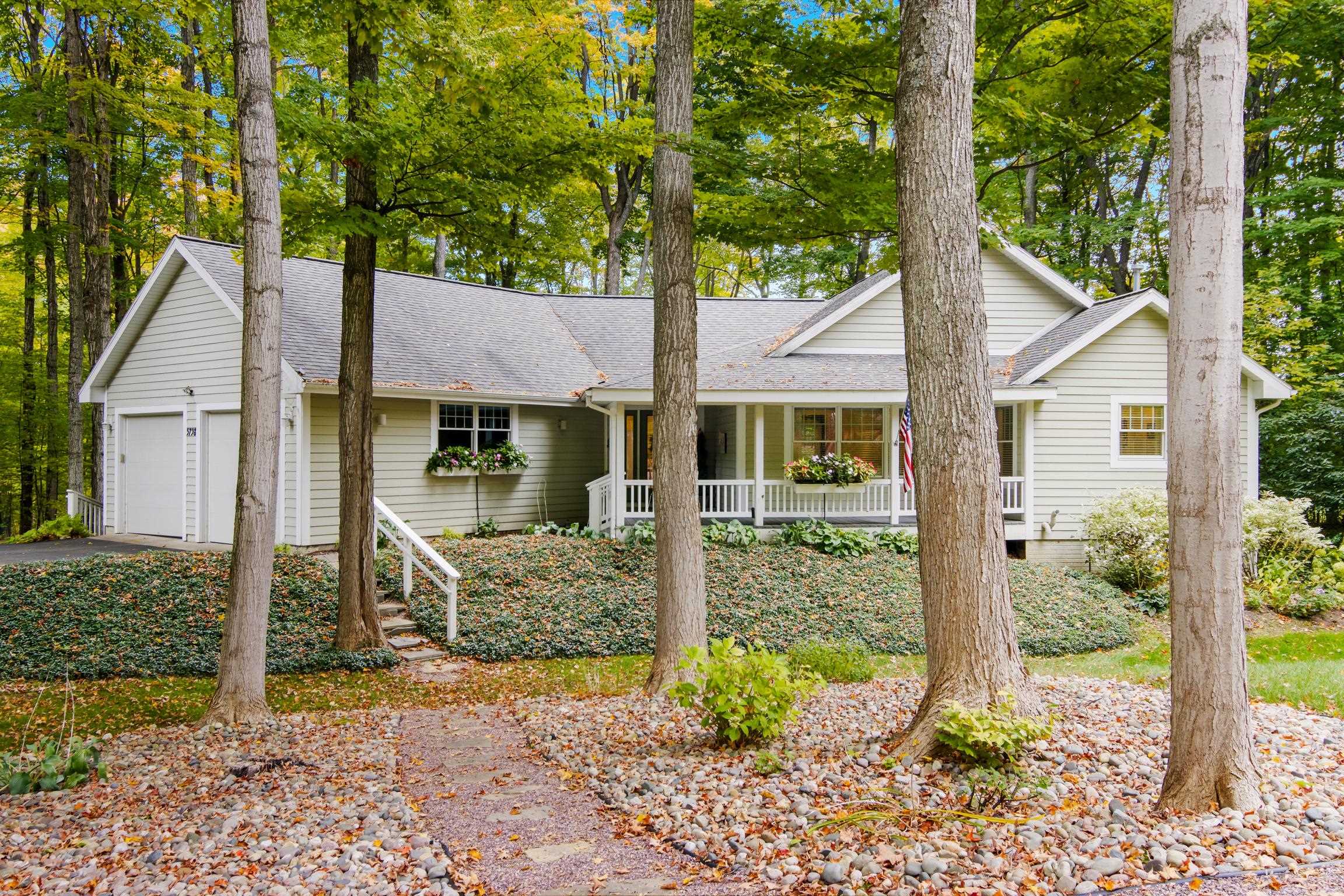 Homes for sale in Garfield Charter Township Grand Traverse, MI | 5798 Bay Meadows Dr, Garfield Charter Township Grand Traverse, MI 49684 | MLS# 78080062874