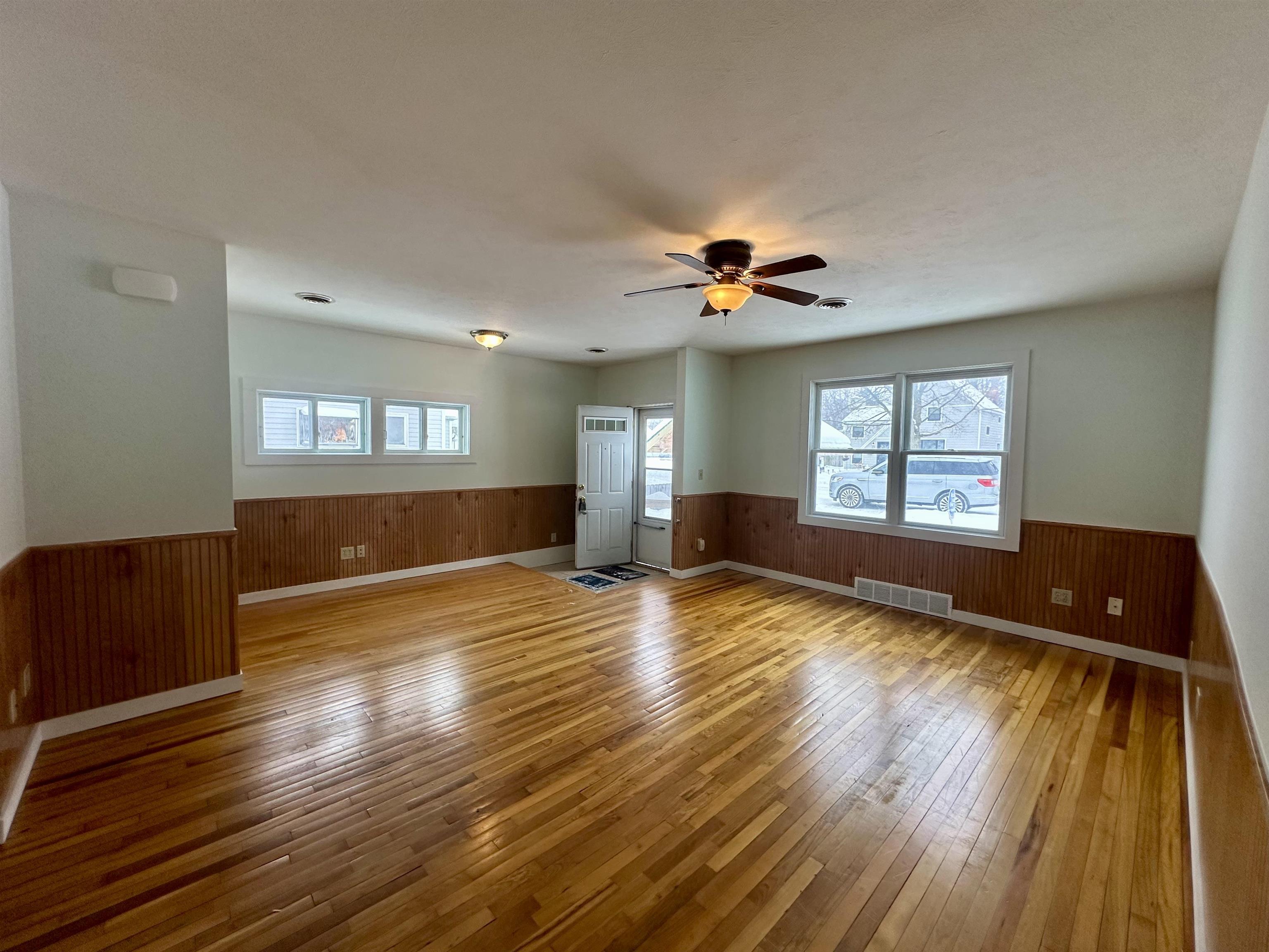 Homes for sale in Traverse City City Grand Traverse, MI | 224 W Fifteenth St, Traverse City City Grand Traverse, MI 49684 | MLS# 78080063349