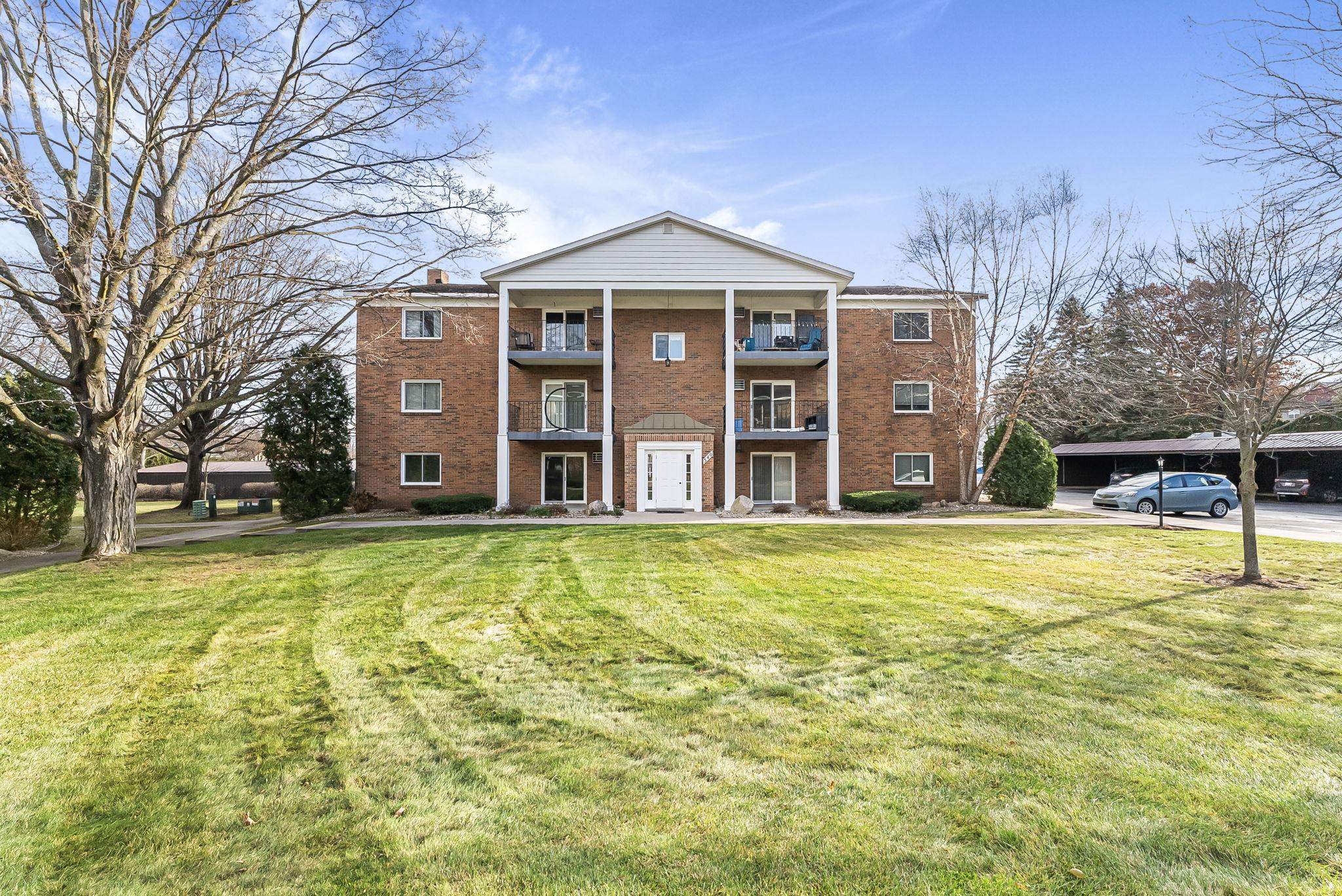 Homes for sale in Traverse City City Grand Traverse, MI | 540 Georgetown Pl, Traverse City City Grand Traverse, MI 49684 | MLS# 78080064009