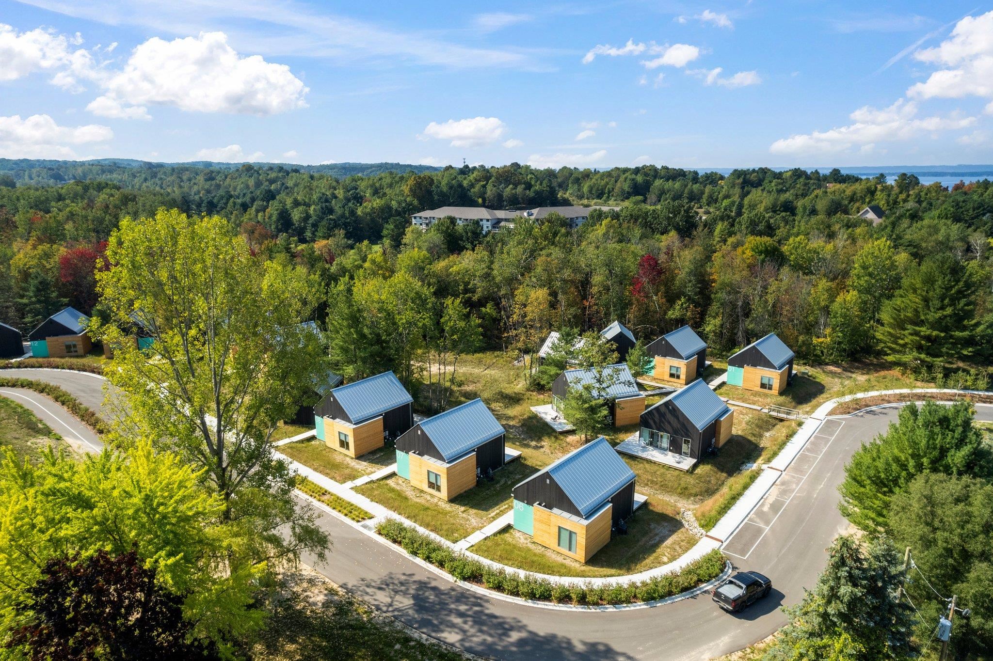 listing main picture