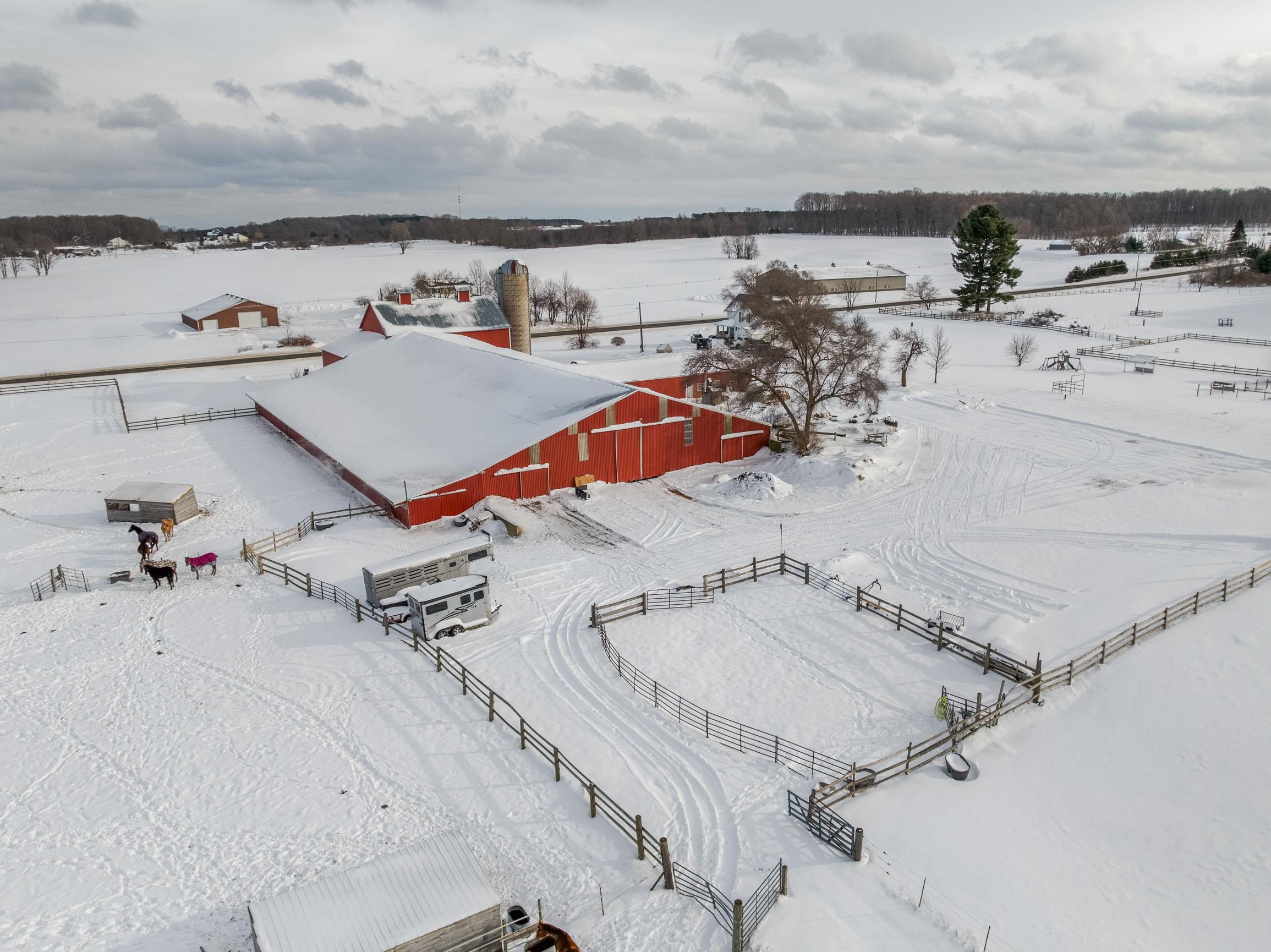 Homes for sale in Inland Township Benzie, MI | 2526 Lake Ann Rd, Inland Township Benzie, MI 49643 | MLS# 78080064360