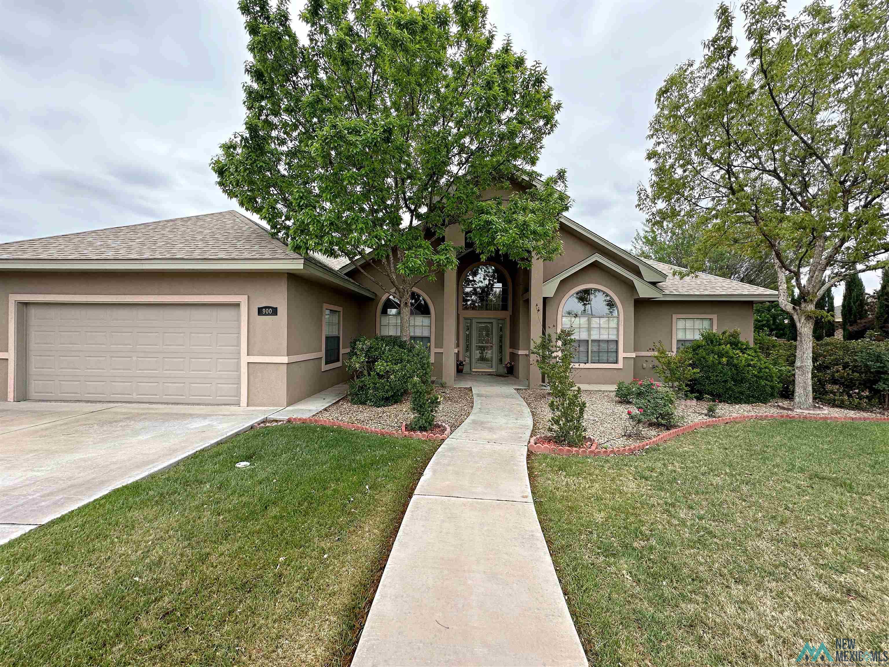900 Brazos St, Roswell, NM 88201