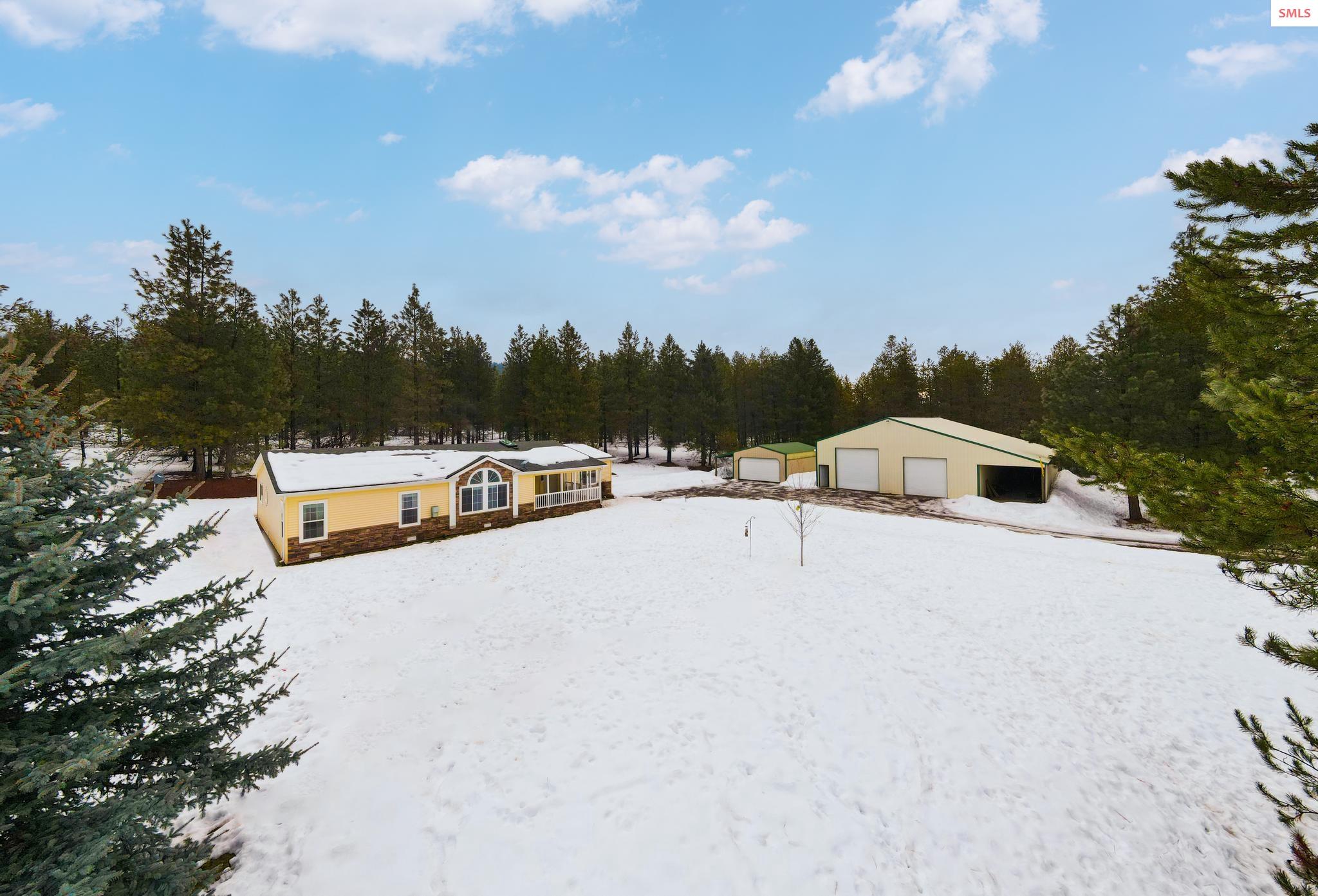 166 Hoover Rd, Blanchard, ID 83804