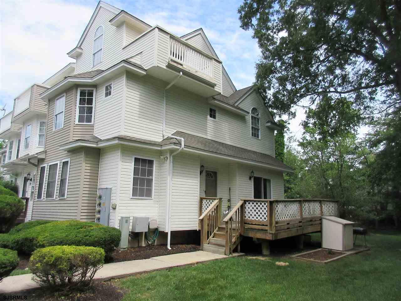 Lakeside Estates Condominiums For Sale EHT New Jersey