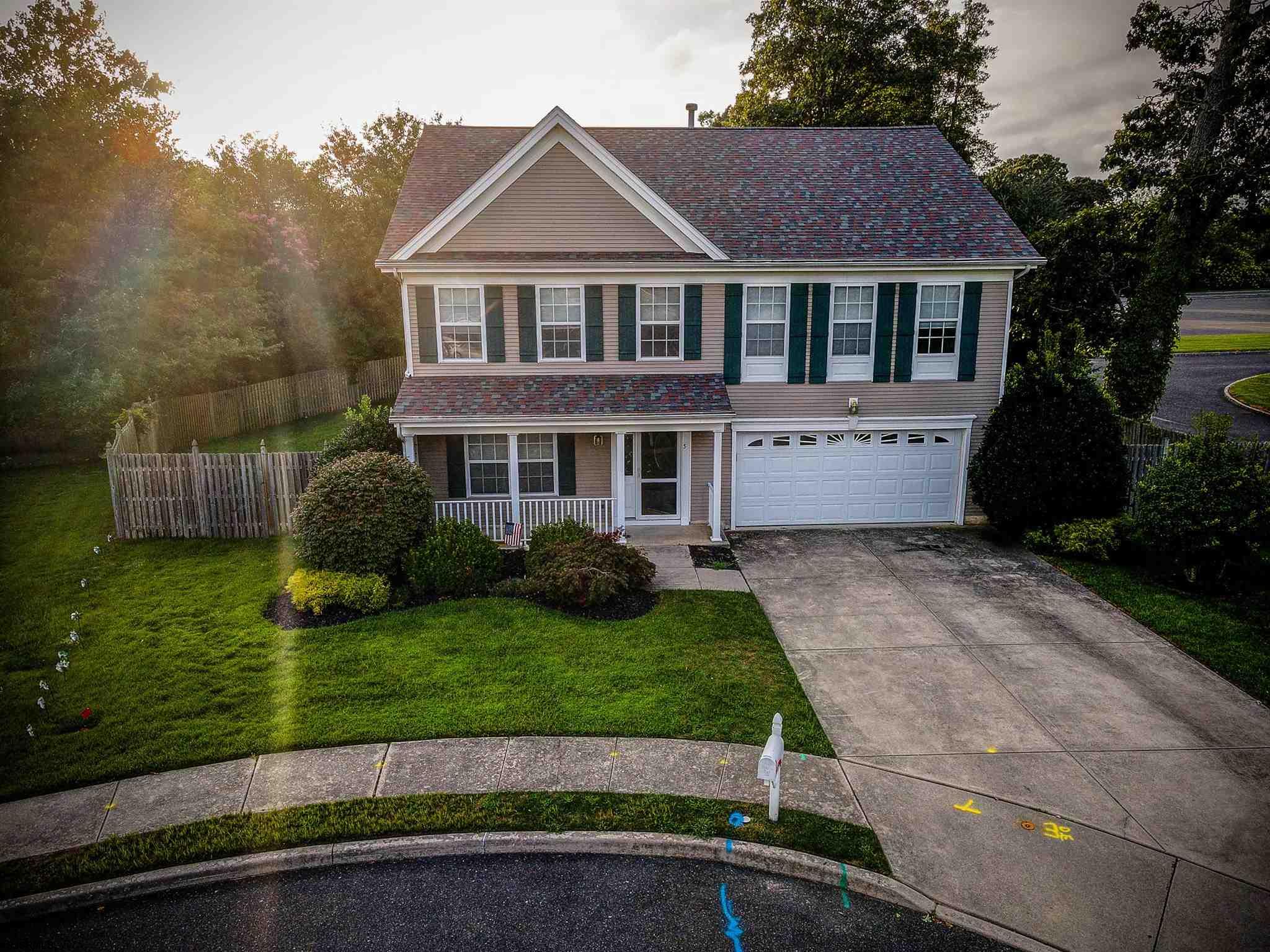 Photo of 5 Arrowhead Ln in Linwood, NJ