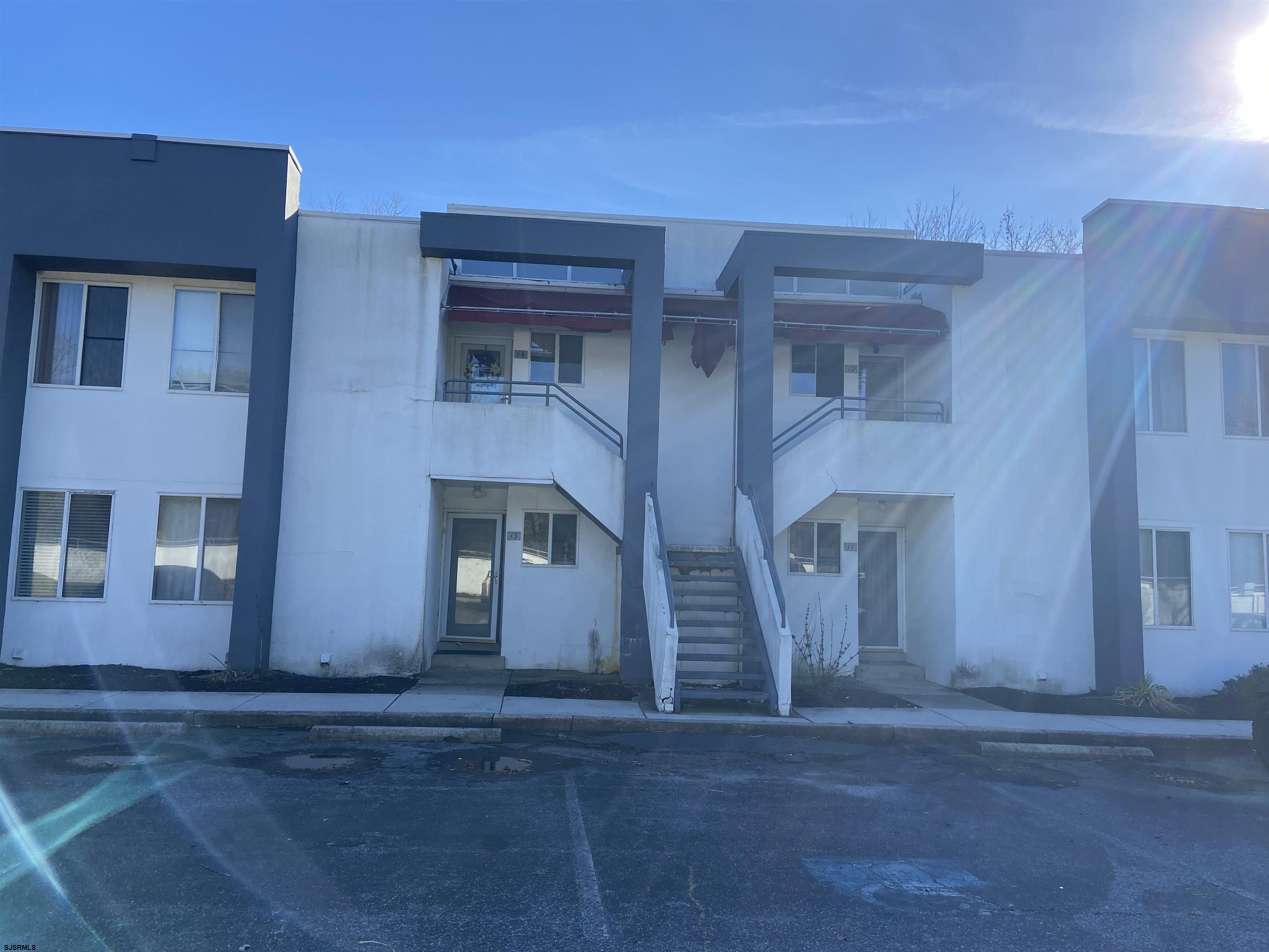 13 Tilton Club 13, Egg Harbor Township, NJ 08234