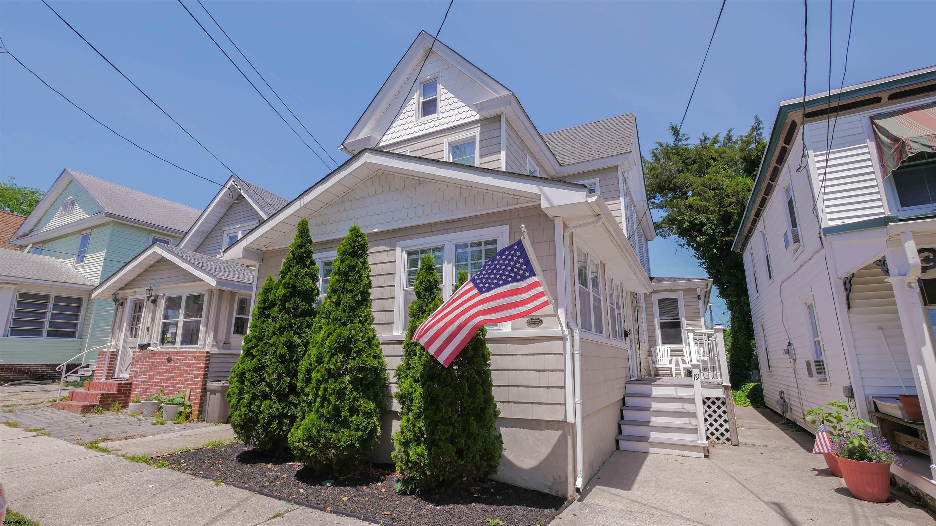 19 Delaware Ave, Somers Point, NJ 08244