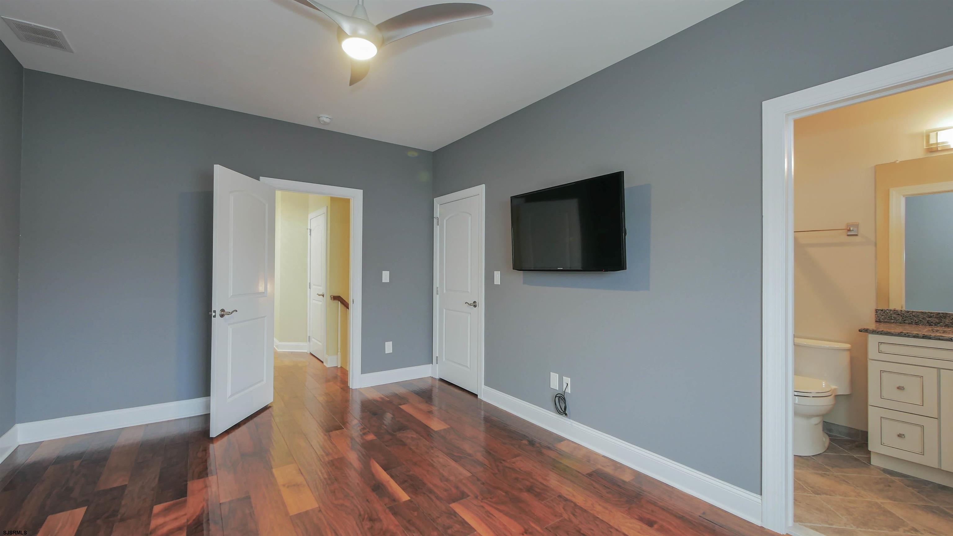 15 N Coolidge - Picture 15