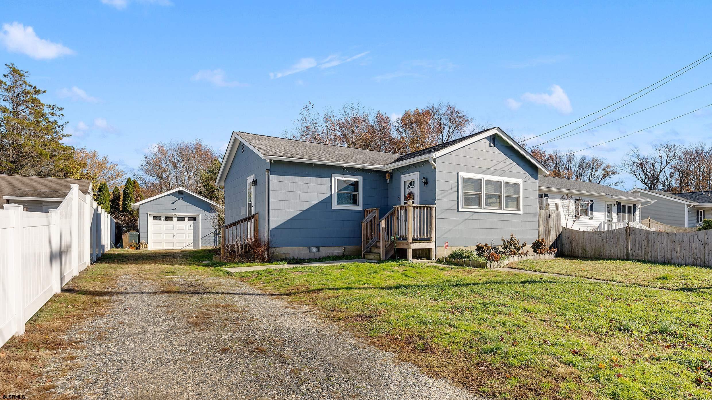 1704 Star Ave, Villas
