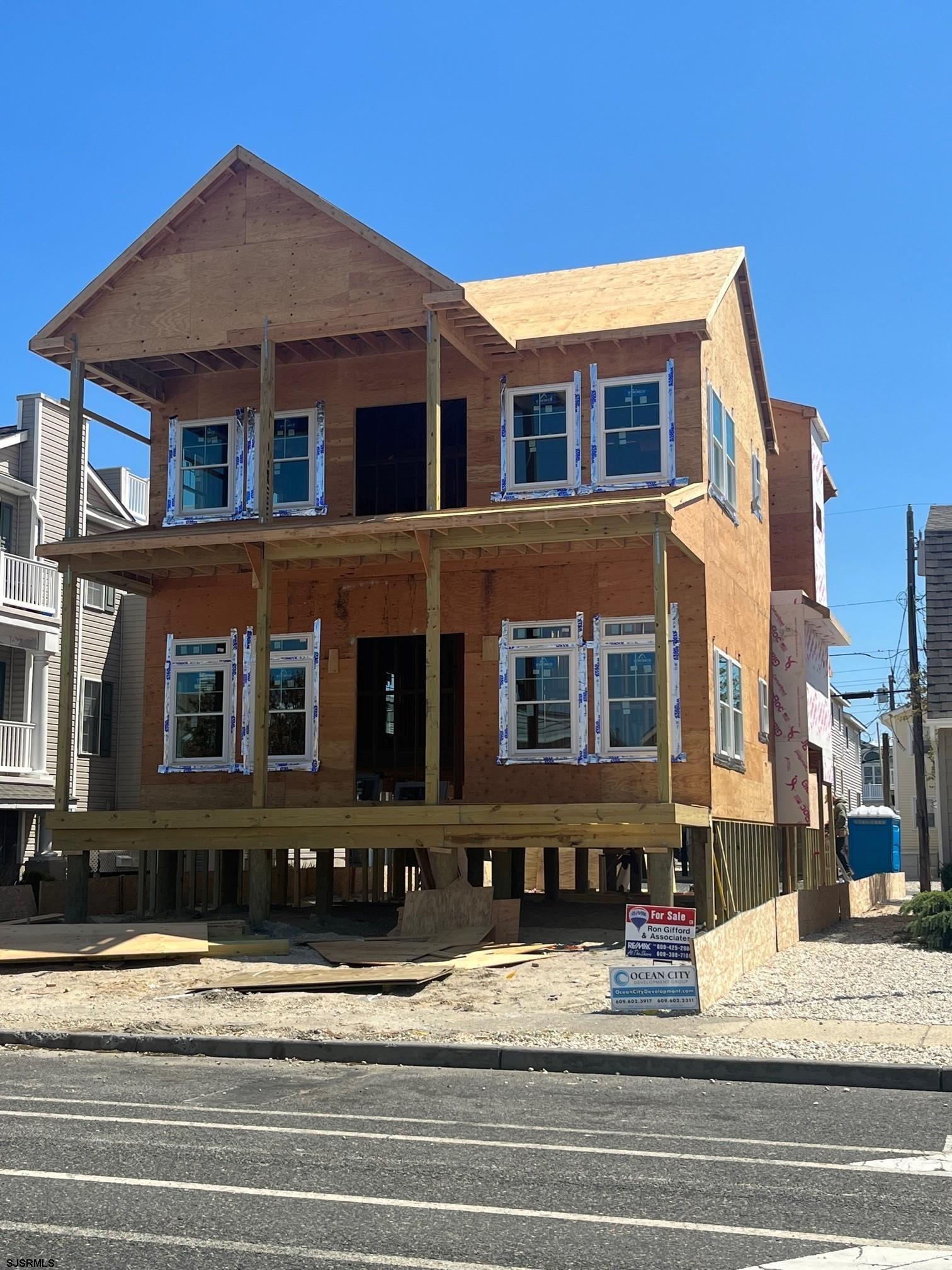 5229 West Ave 2nd Floor, Ocean City, NJ 08226