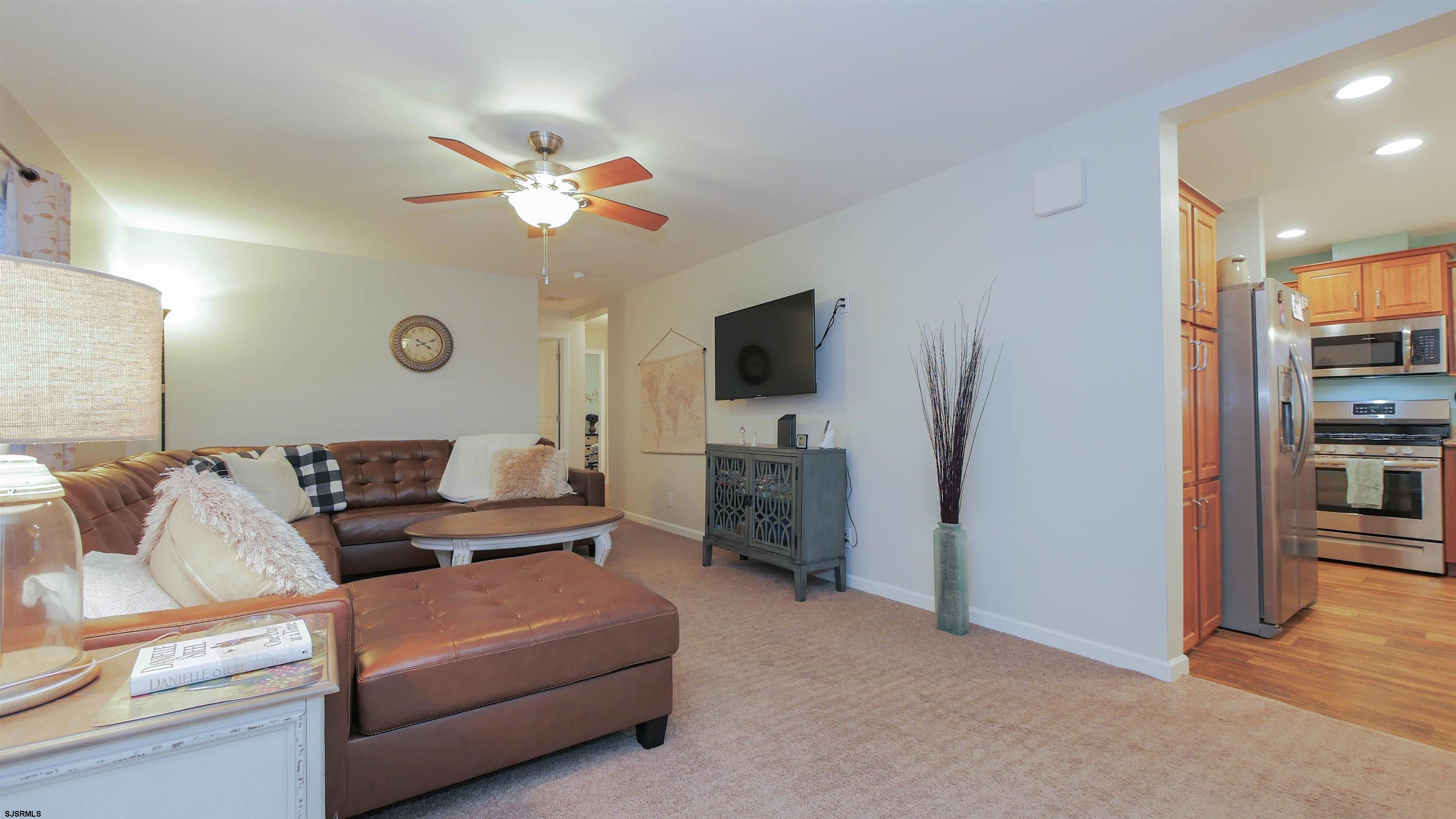 25 Redwood Ln - Picture 5