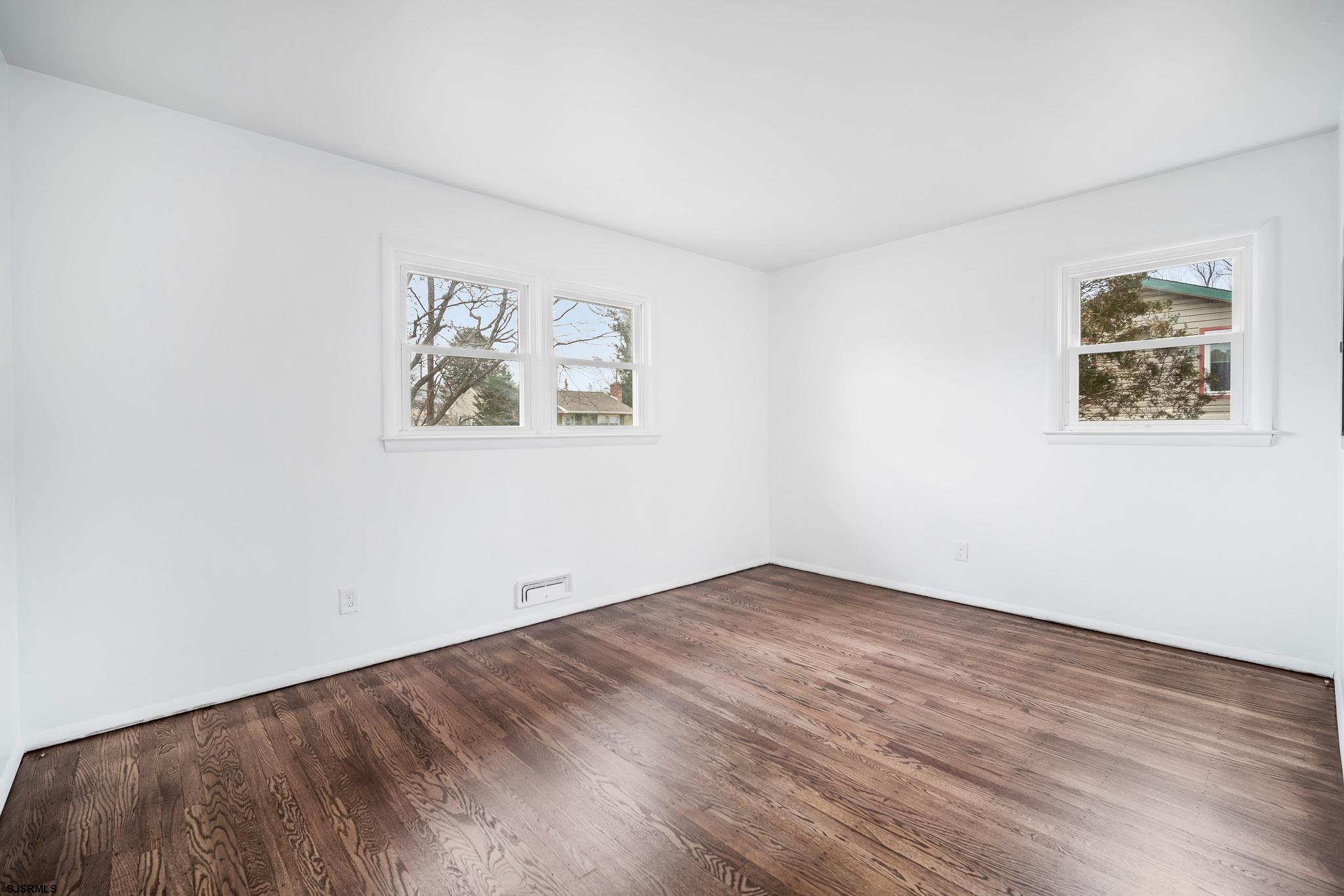 1112 Massachusetts Avenue - Picture 19