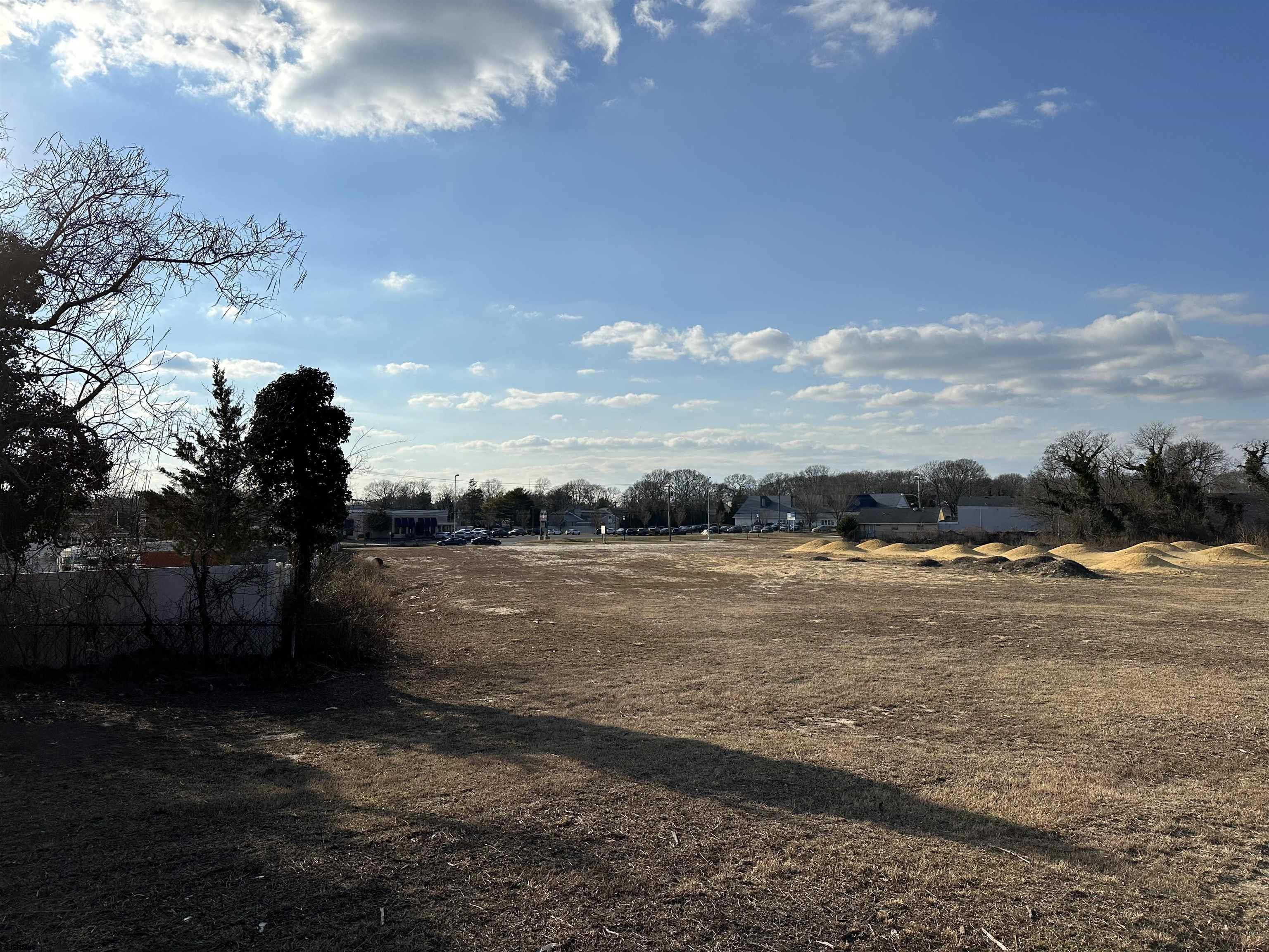 19 Macarthur Blvd, Somers Point, NJ 08244