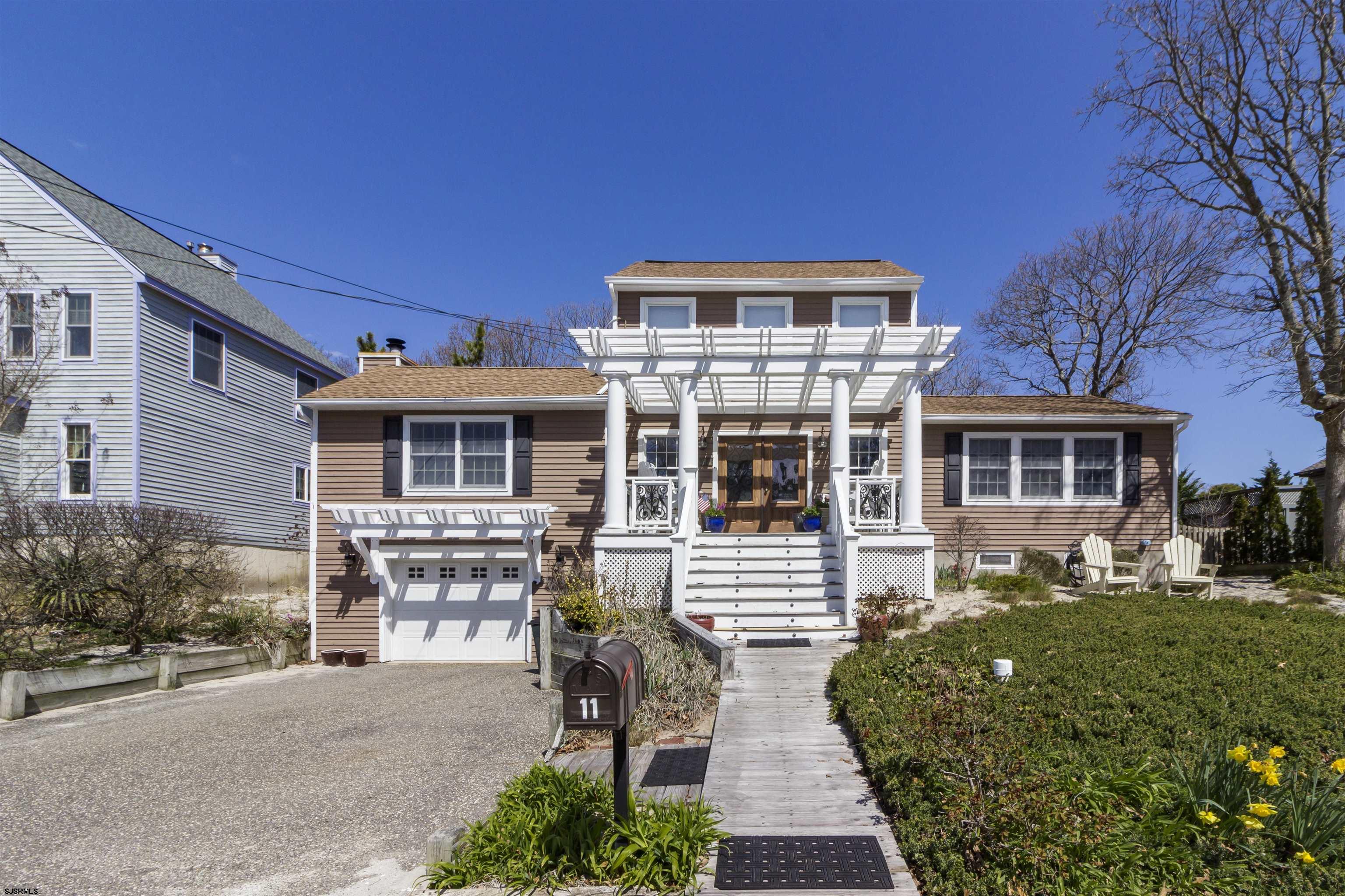 11 Fernwood Rd Road