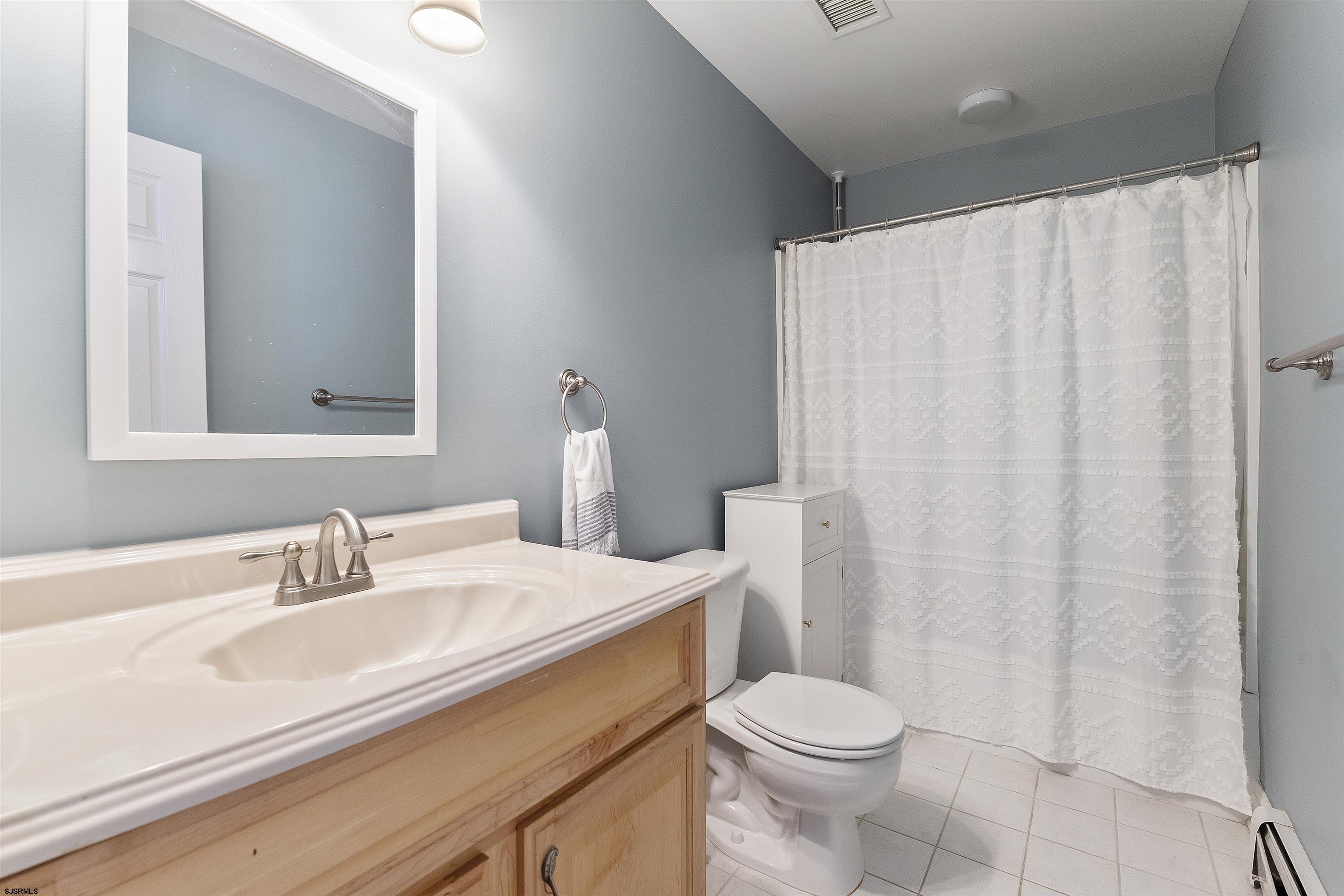 4002 Asbury Avenue - Picture 12