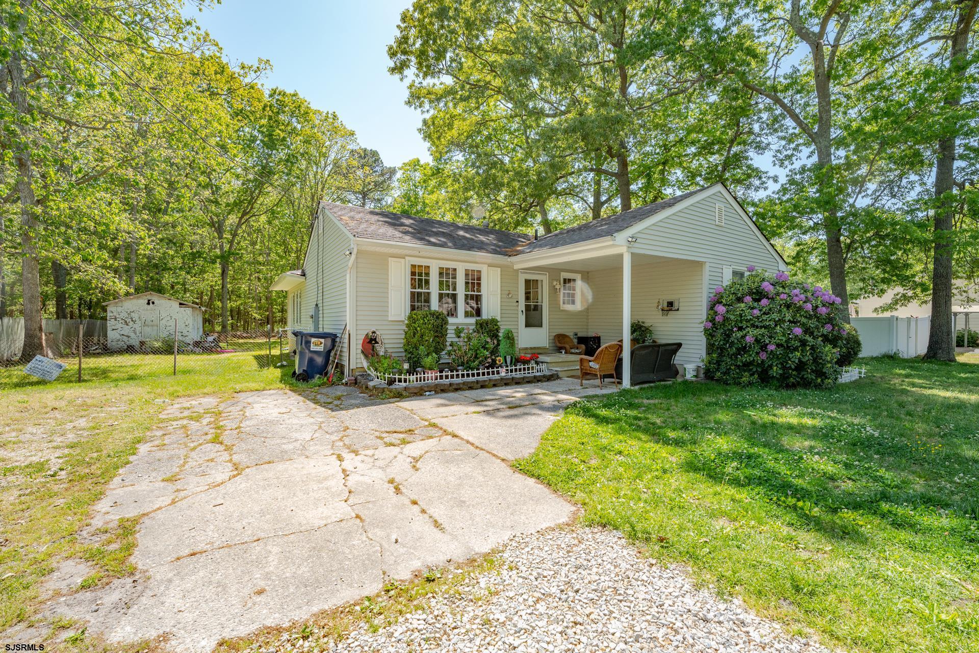 312 E Ridgewood Ave, Galloway Township, NJ 08205
