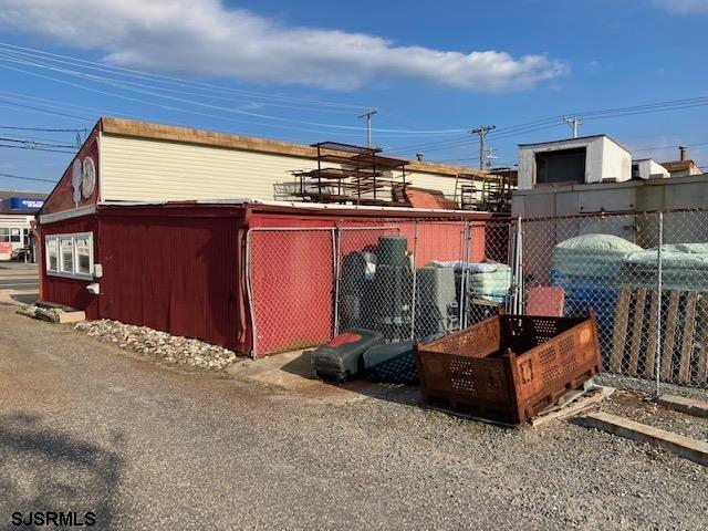 3400-02 West Avenue - Picture 1