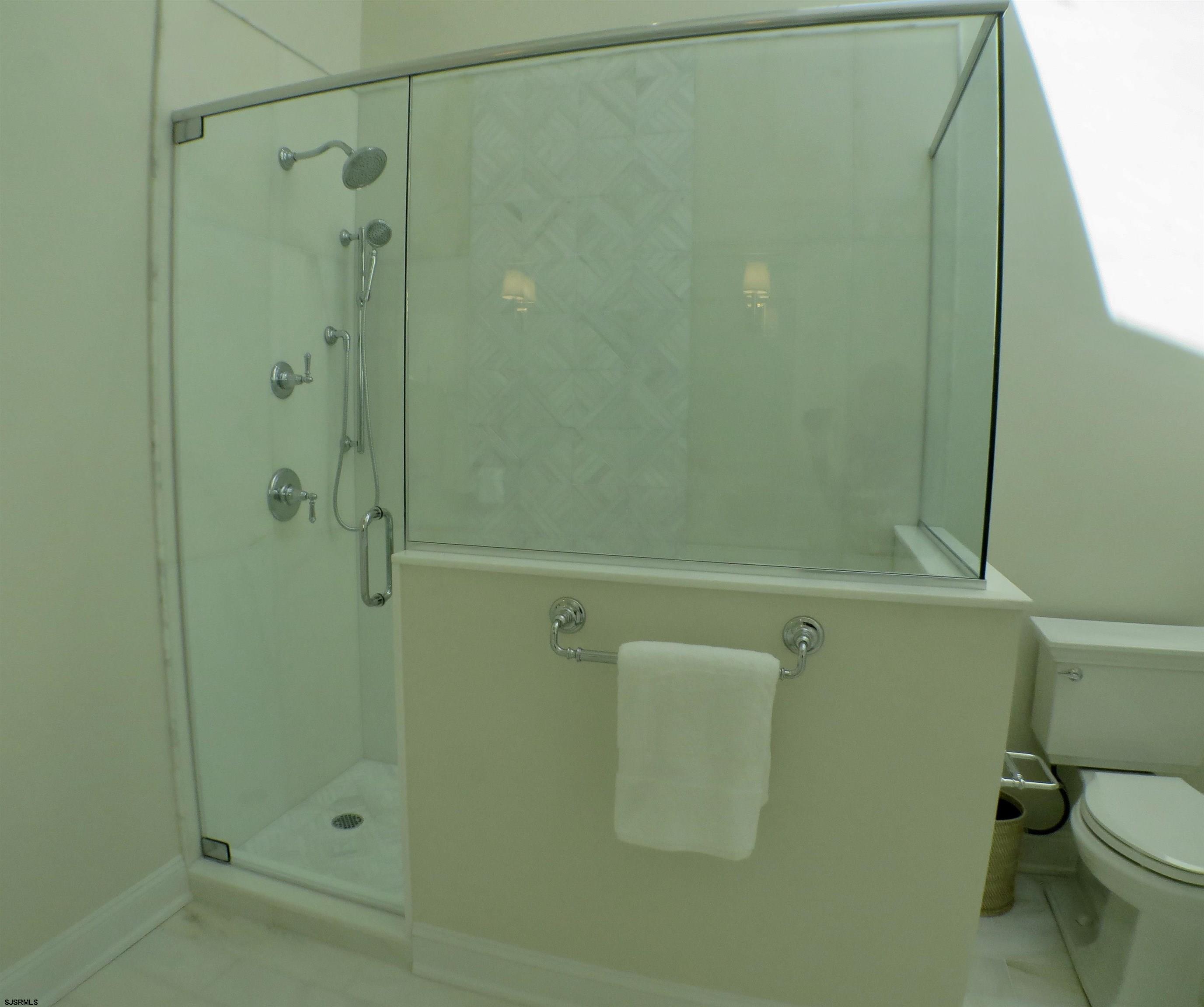 2201 Wesley Avenue - Picture 32