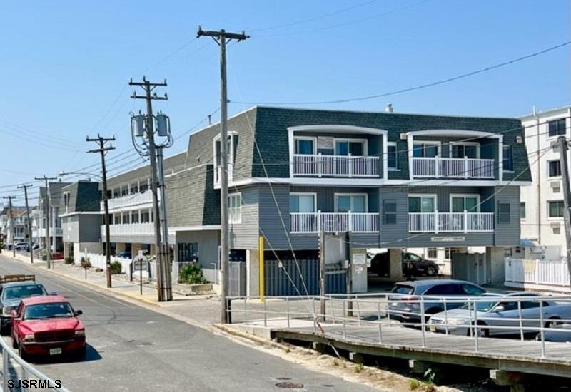 853-71 Plymouth Pl - Ocean City